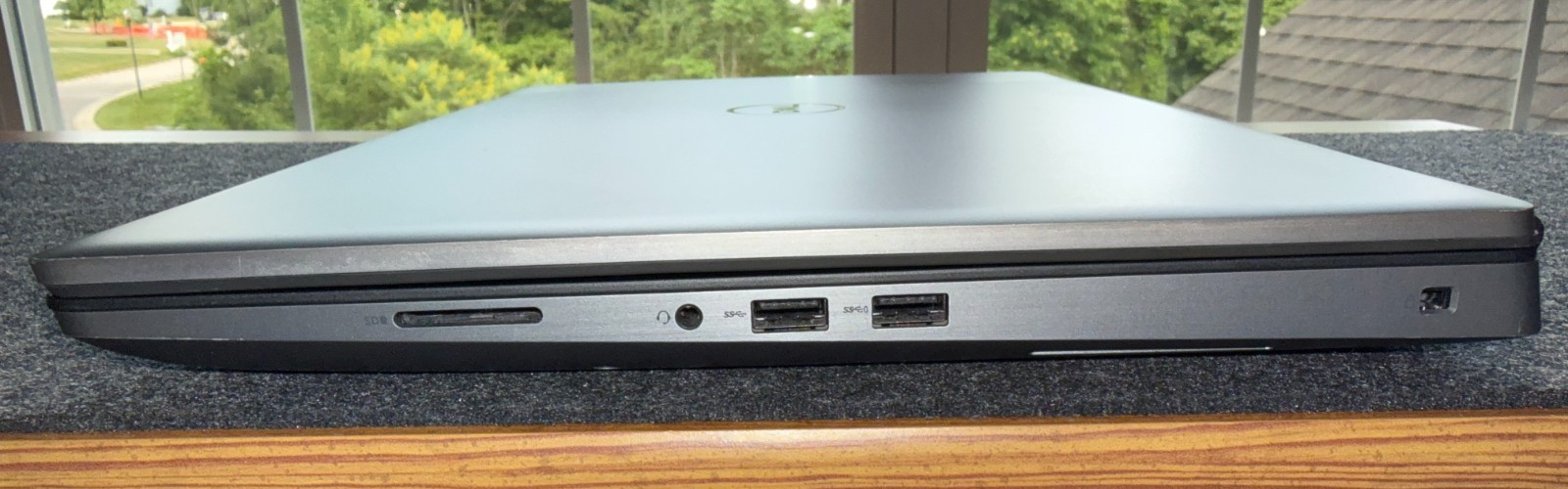 DELL PRECISION 7750 17.3″ i9-10885H 32GB (2)500GB SSD NVIDIA RTX 3000 WIN 11 PRO