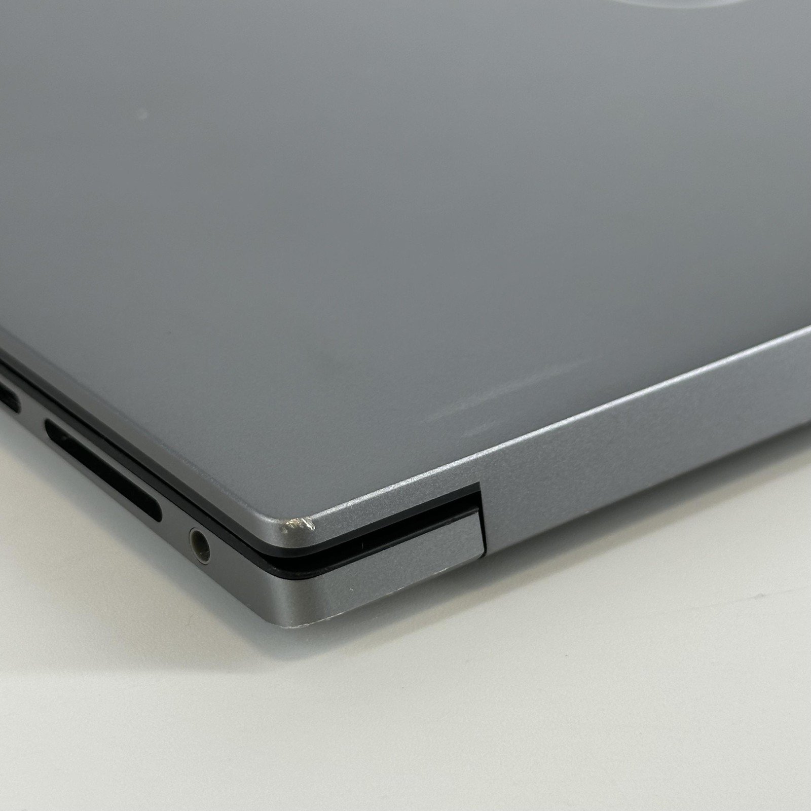 Dell Precision 5570 15.6 FHD+ 2.3GHz i7-12700H 32GB 512GB RTX A1000 BENT FRAME