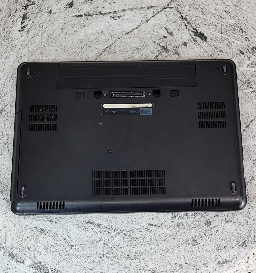 DELL LATITUDE E5440 PC Laptop INTEL CORE I3-4010U 8GB 320GB SEE NOTES