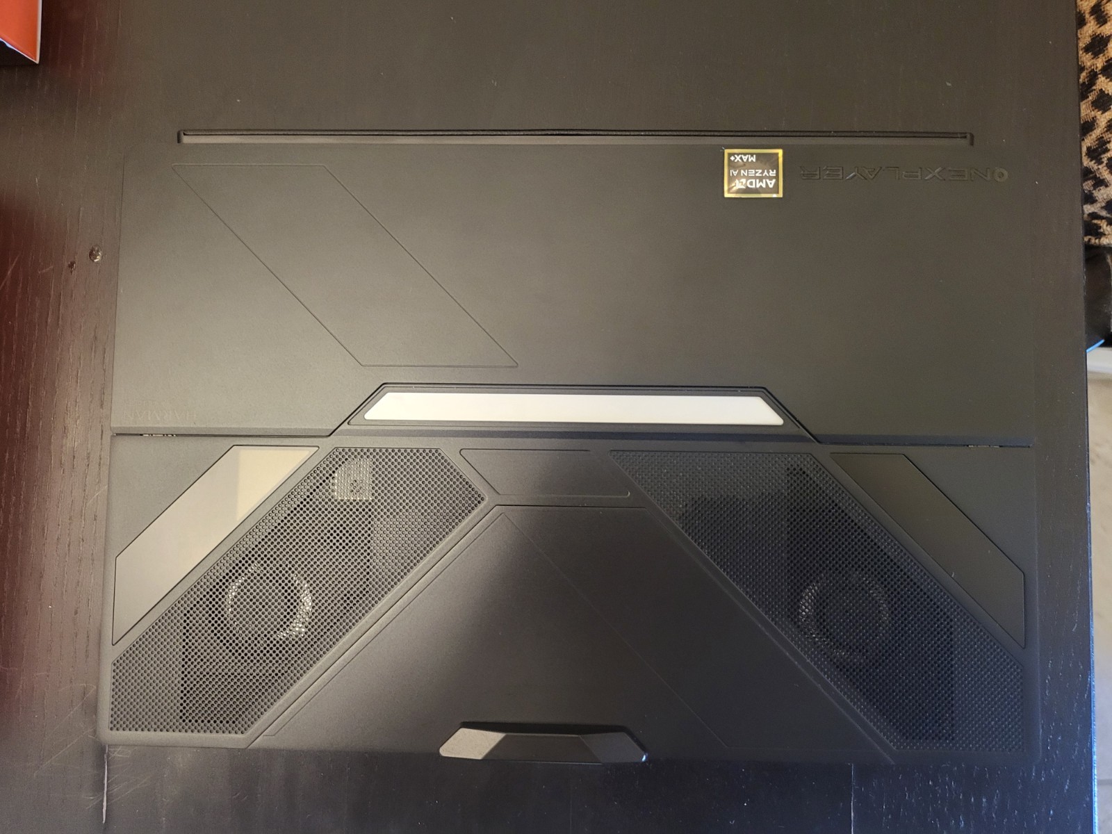 OneXPlayer Super X 14″AMD AI MAX+ 395 Laptop + Tablet 2-in-1 64GB+1TB Water cool