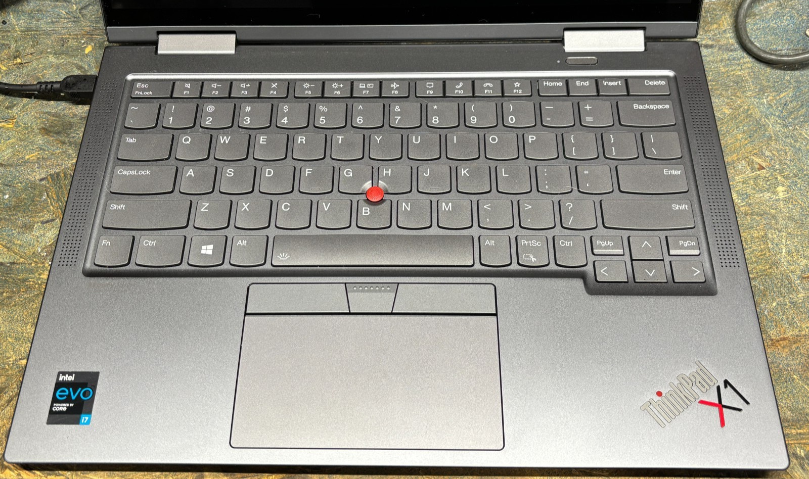 Lenovo ThinkPad X1 Yoga Gen 6 i7-1165G7 8GB RAM 256GB NVME