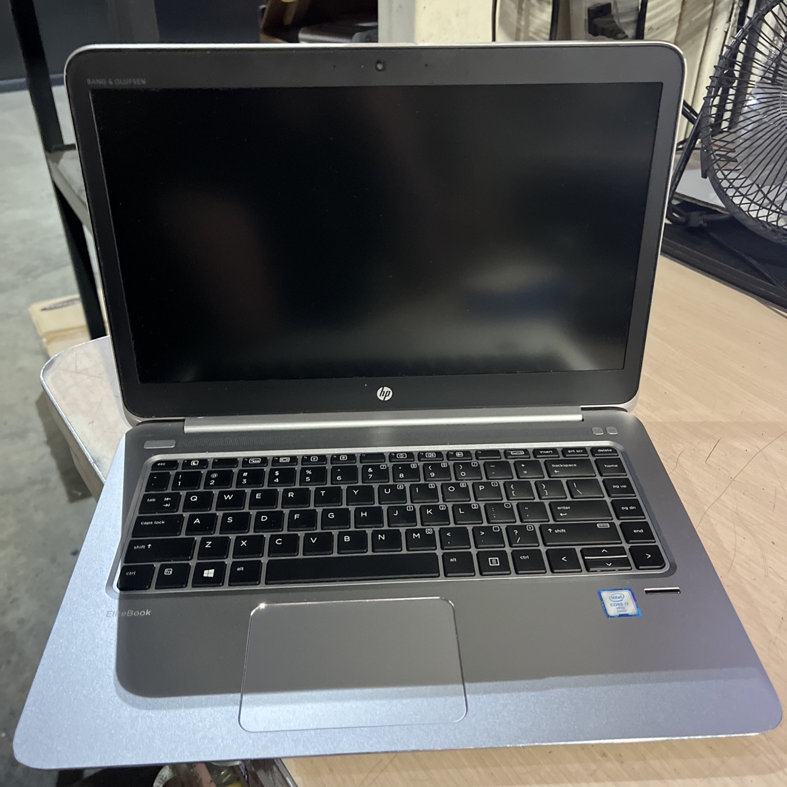 HP ELITEBOOK FOLIO 1040 G3 INTEL CORE I7-6600U 2.60GHZ 8GB RAM NO HD