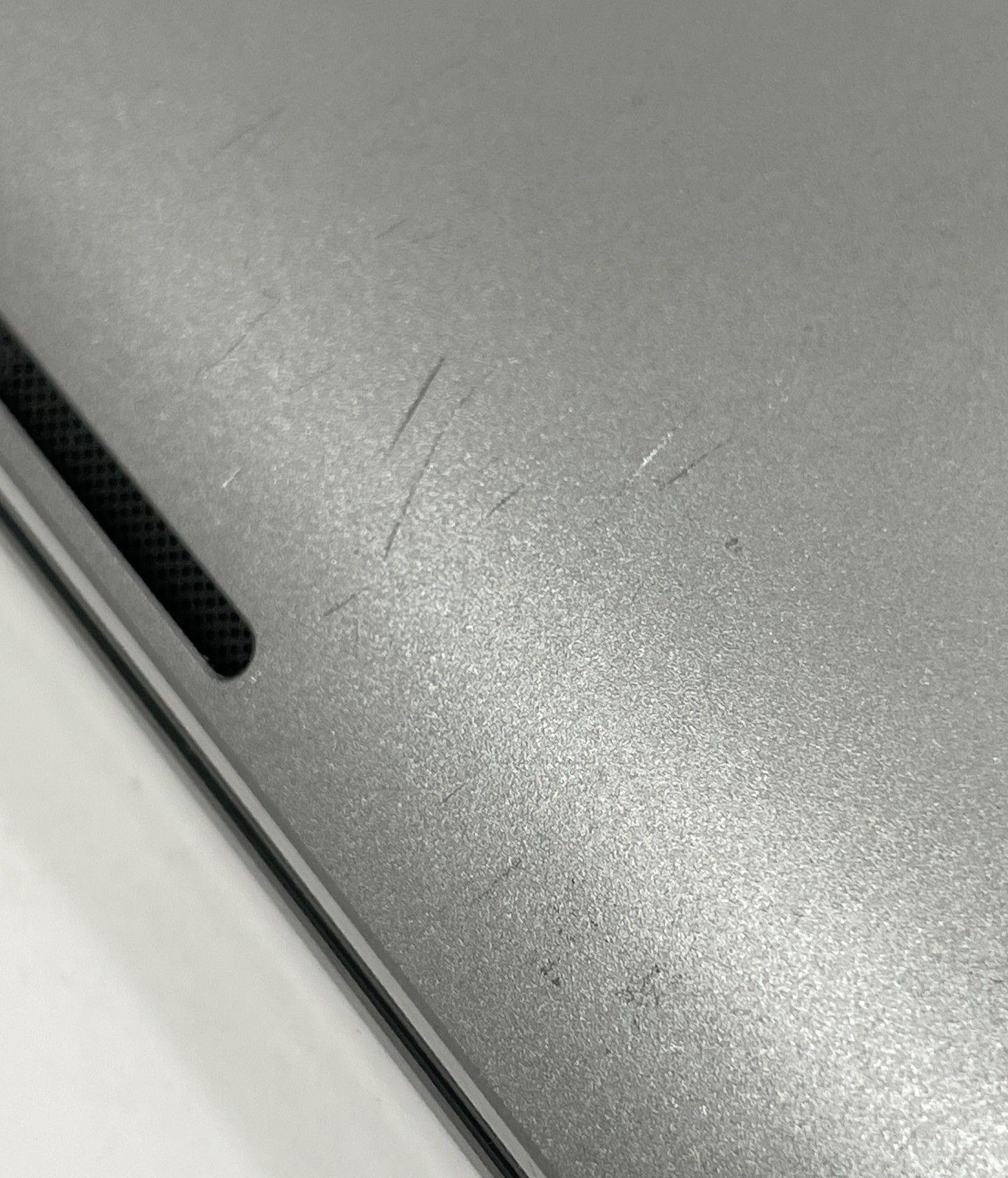 Dell Precision 5560 Laptop i9-11950H 1TB SSD 32GB RAM RTX A2000 – Win 11 Pro