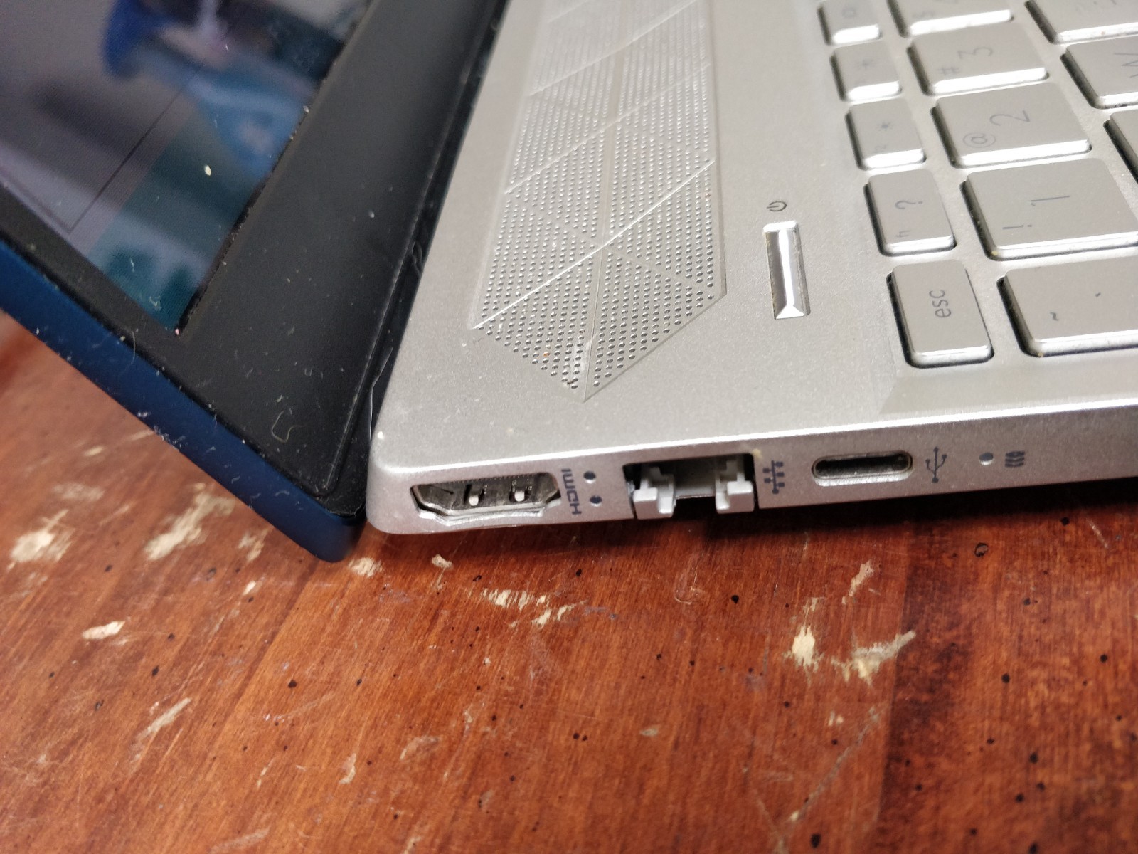 HP Pavilion 15z-CW000 AMD RYZEN 3 2200U@2.50GHz 8GB RAM NO DRIVE PARTS 8938