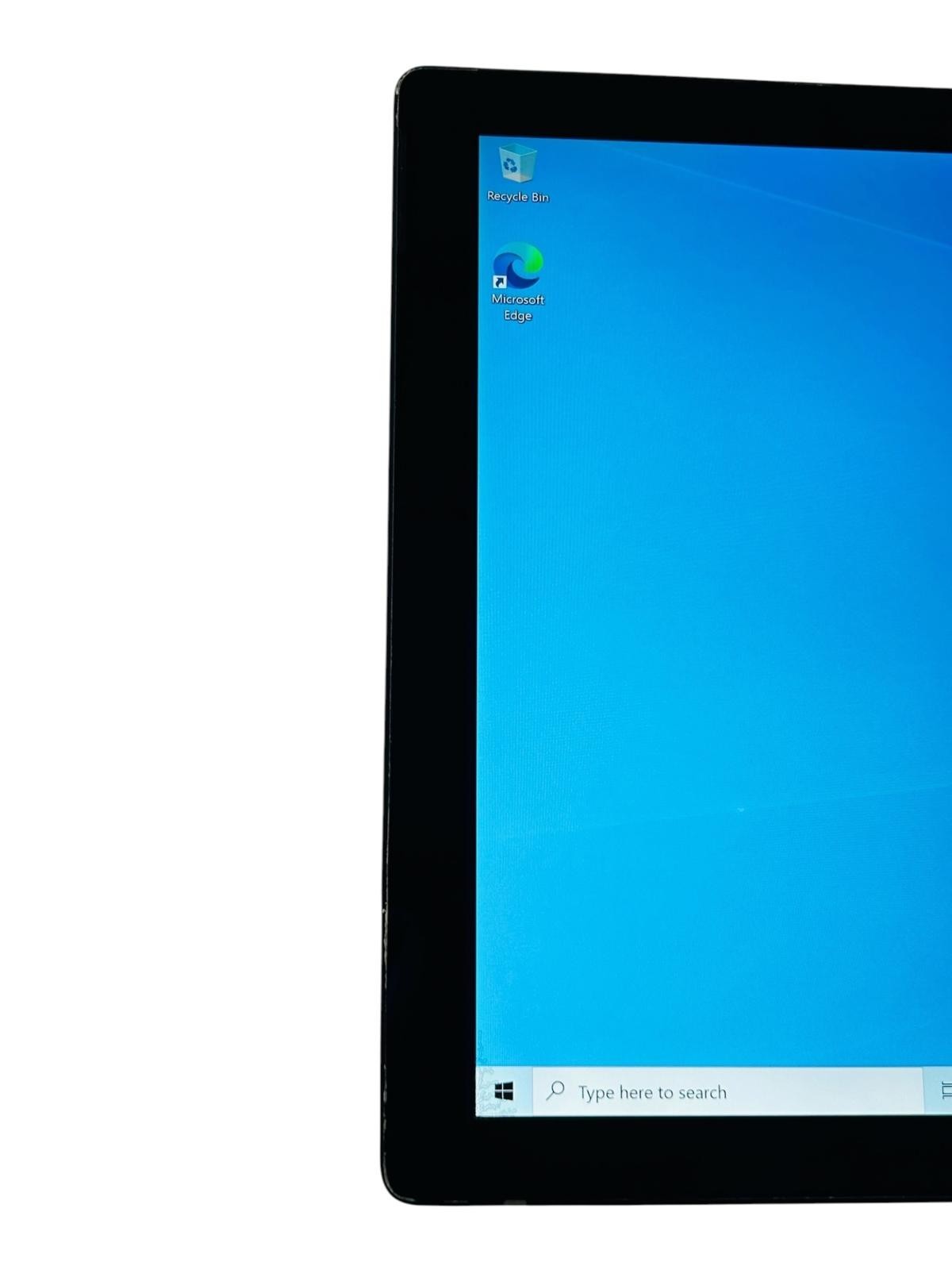 Microsoft Surface Pro 6 – 12.3″ – i5-8250U – 8GB RAM – 256GB SSD – READ