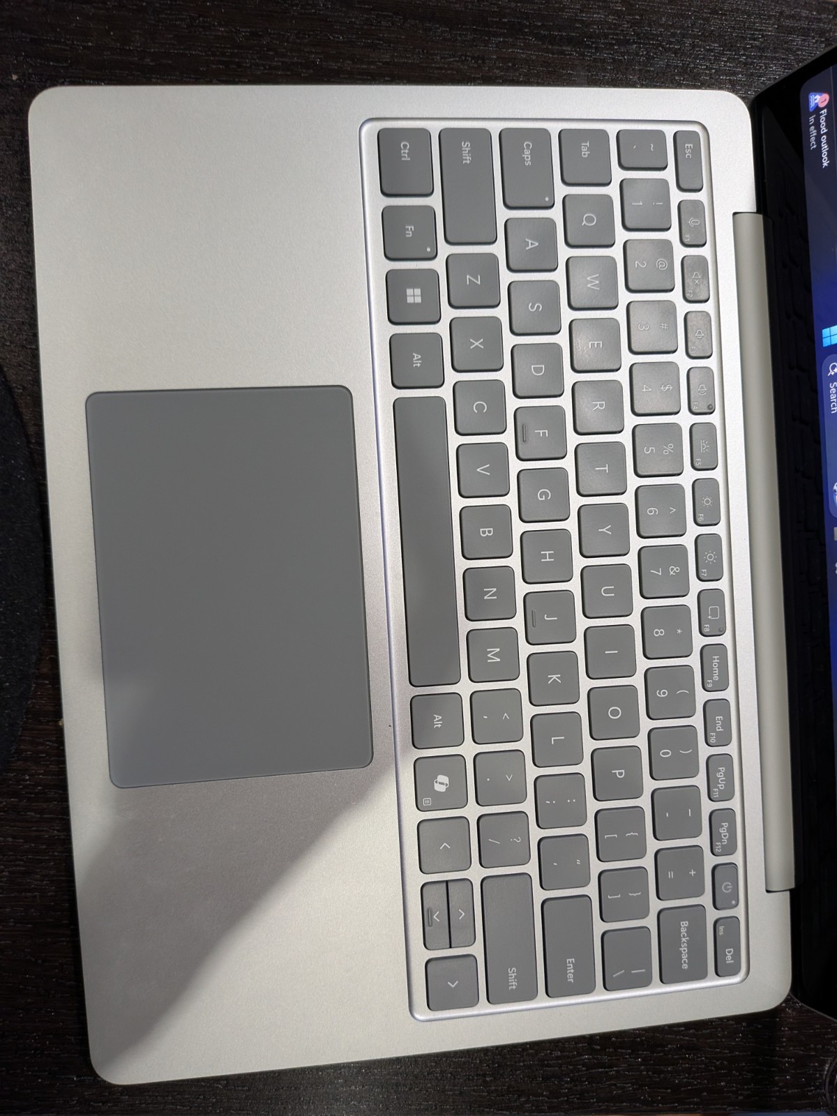 Surface laptop 13 Snapdragon X Plus 16GB RAM 256GB SSD