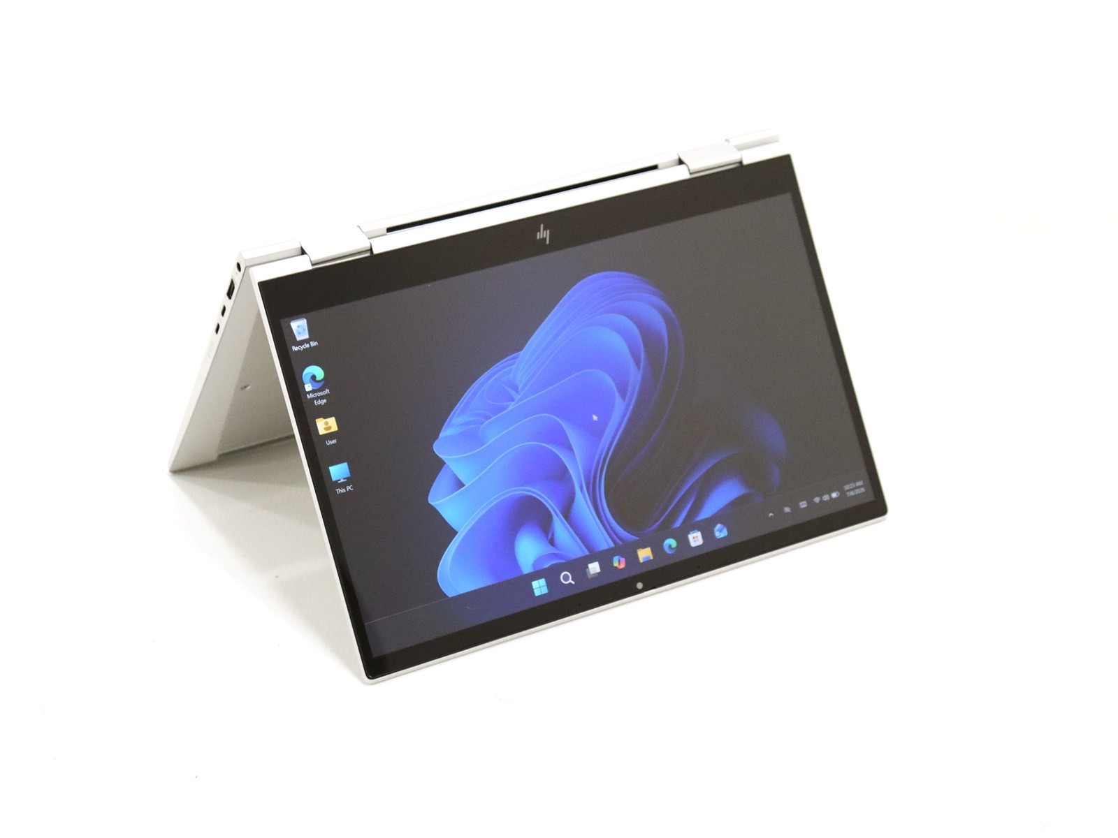 HP EliteBook x360 830 G8 13.3″ Touch Core i7-1185G7 32GB 256GB NVMe W11P – As Is