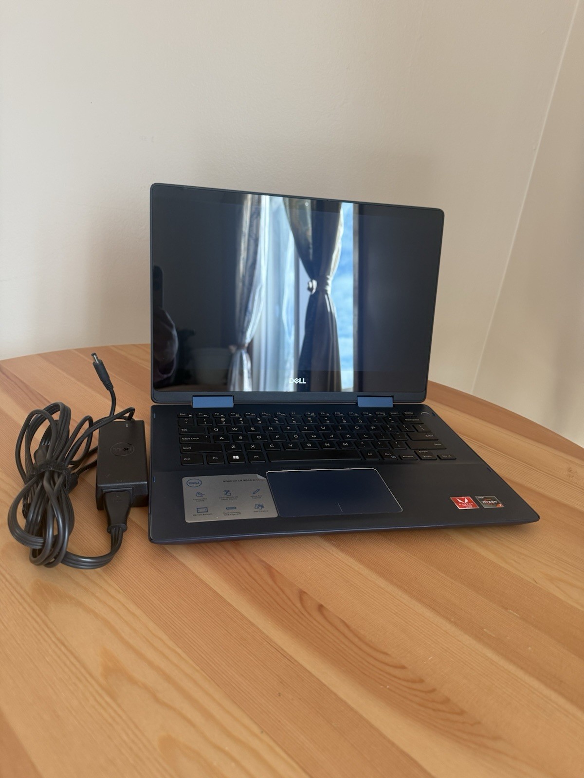Dell Inspiron 14 5000 2-in-1 Blue Convertible Touchscreen Laptop AMD Ryzen 14″
