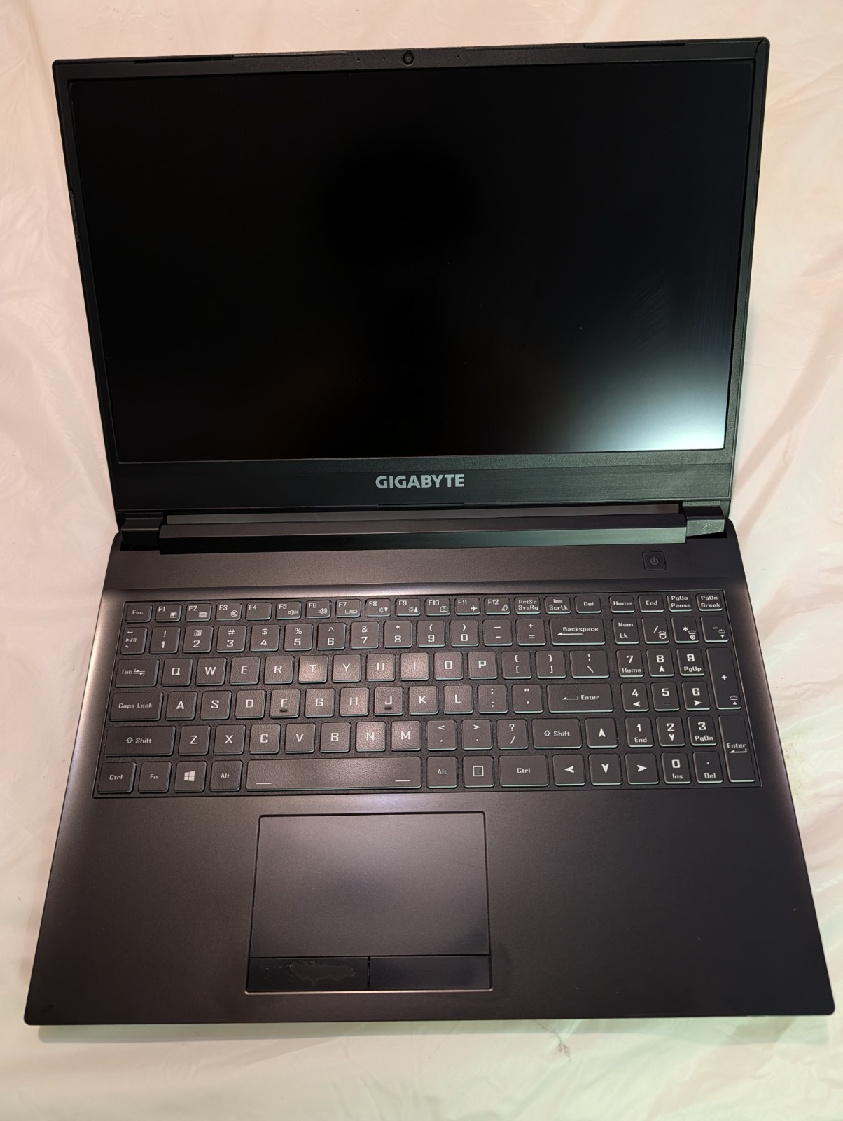 GIGABYTE G5 GD 15.6″ Gaming Laptop i5-11400H 16GB 500GB SSD RTX 3050 W11