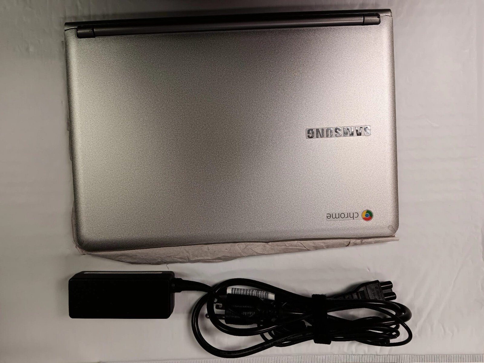 Samsung Chromebook XE303C12 11.6″ Laptop Notebook Intel 2GB Ram 16GB SSD WiFi.