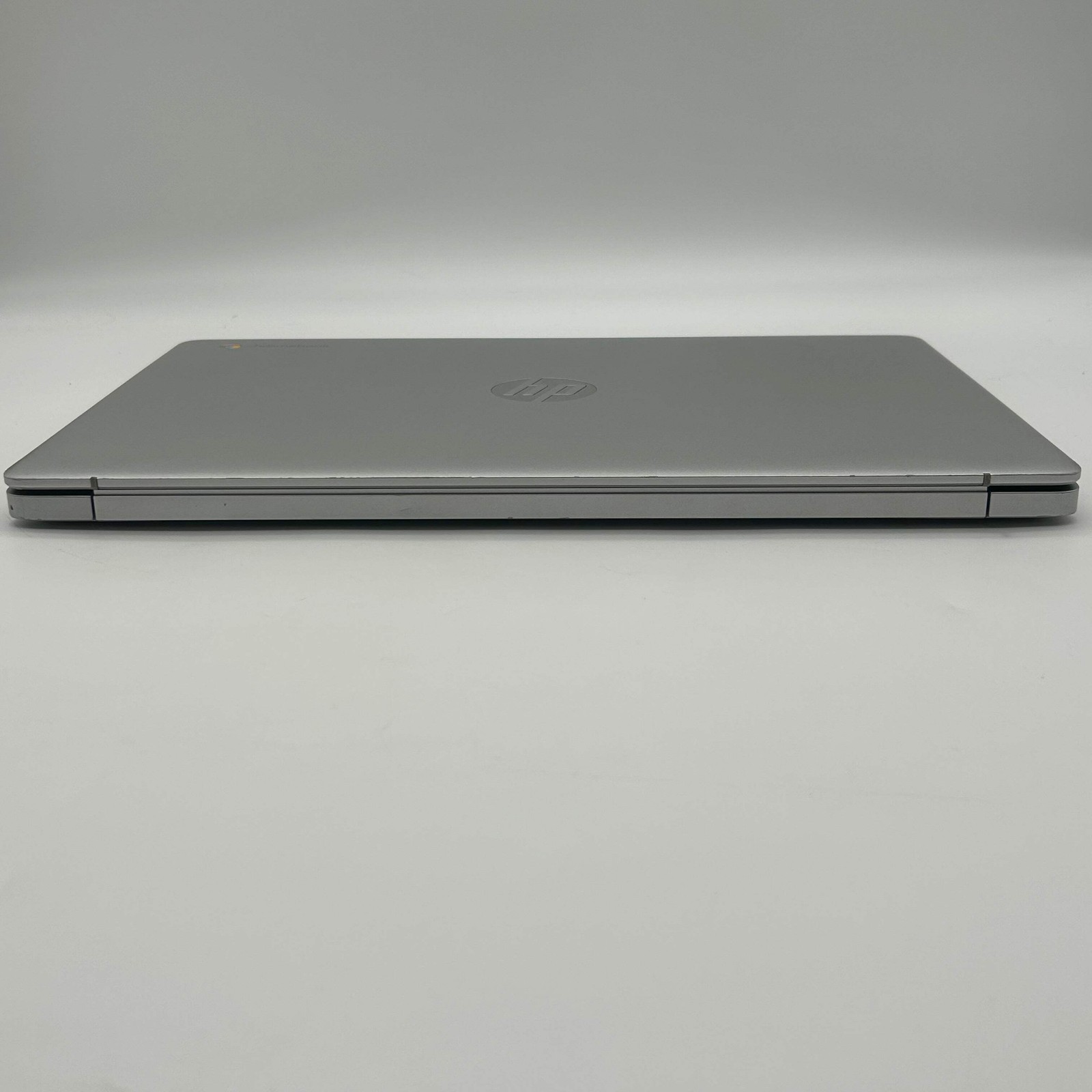 HP Chromebook 15a-nb0013dx – 15.6″ Intel N200 3.2 GHz, 8GB RAM, 64GB w/ Charger