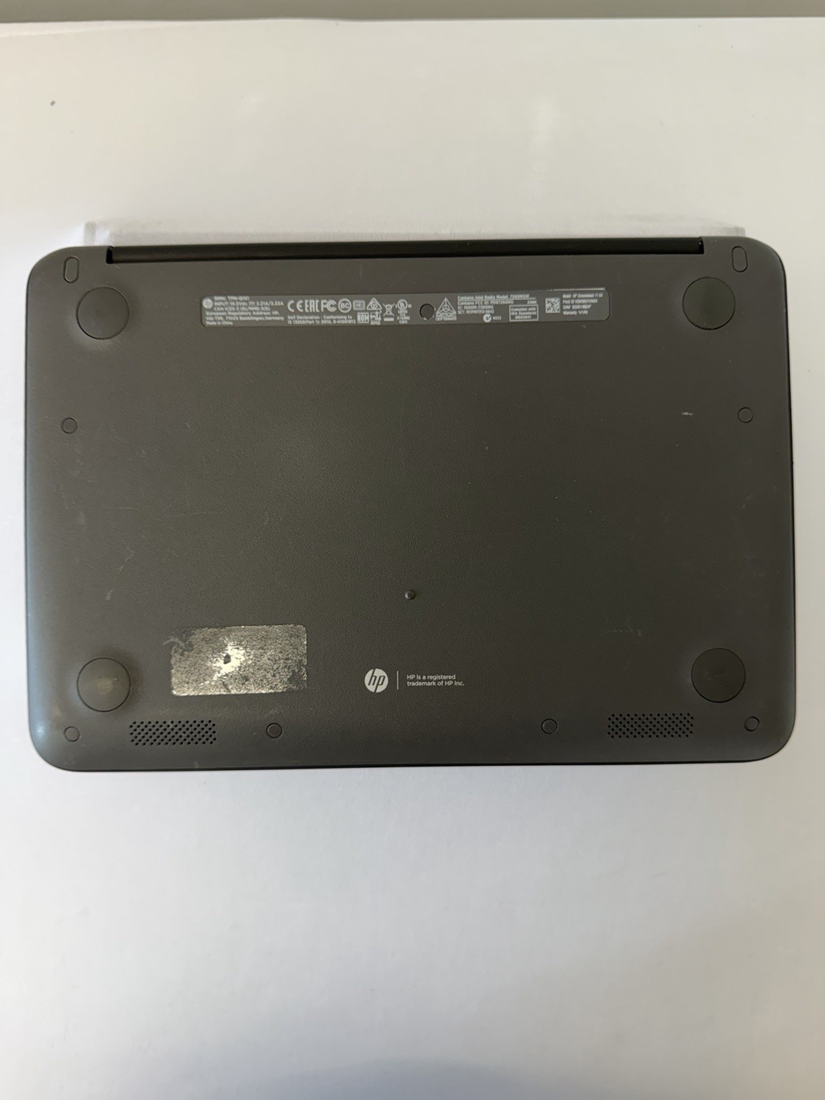 HP Chromebook 11 G4 Laptop – Light Leaking in Screen-Read Des