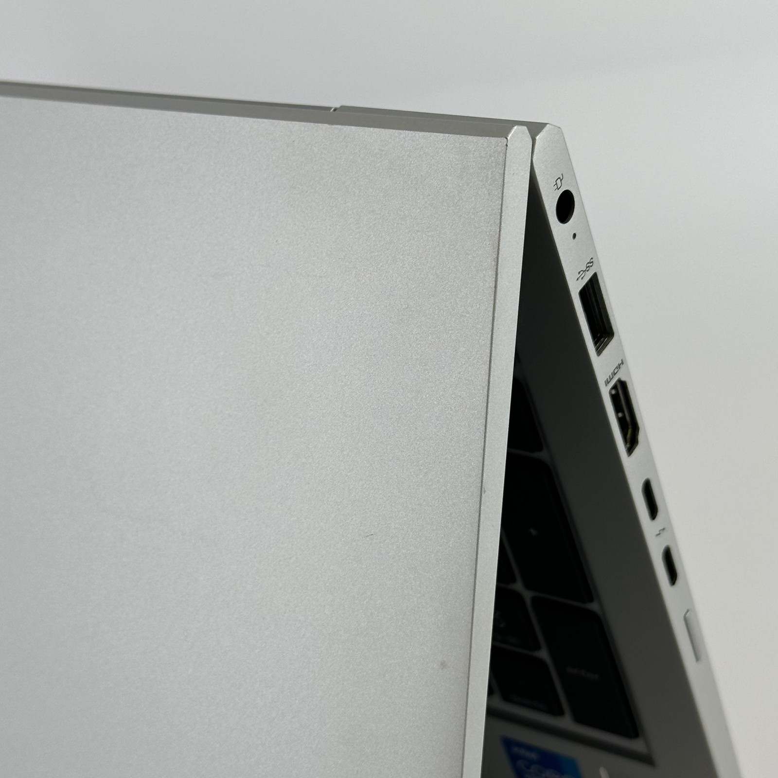 HP Elitebook 850 G8 15.6 Silver FHD i5-1145G7 2.60GHz 16GB 256GB SSD Very Good