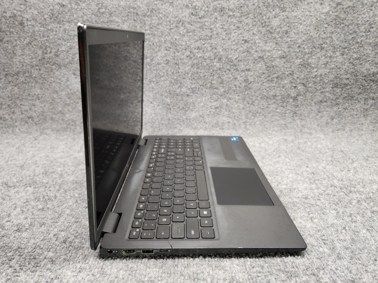 Dell Latitude 3520 15.6″ Laptop Intel Core i5-1135G7 2.40GHz 16GB RAM 256GB SSD
