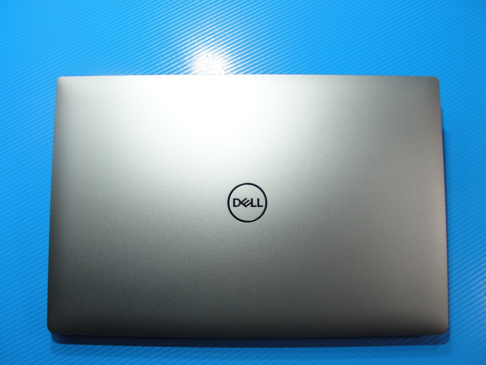 Dell Precision 5540 15.6″ FHD TOUCH i7-9850H 2.6GHz 32GB RAM 1TB SSD NV T2000