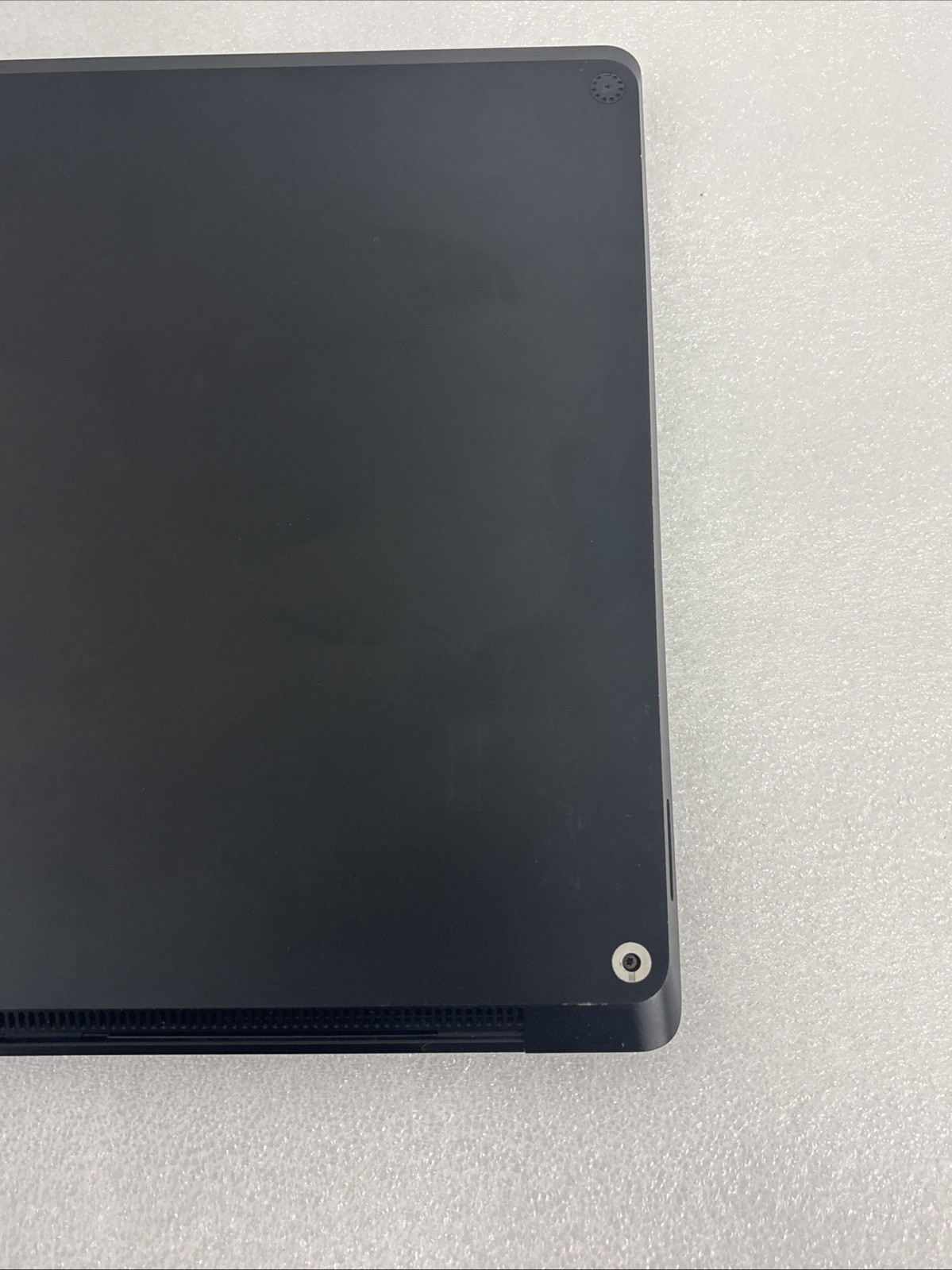 Microsoft Surface Laptop 5 13.5” (512GB, Intel Core i7-12th, 16GB) Black *Read*