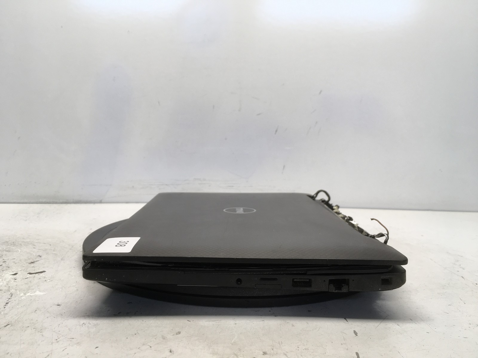 Dell Latitude 7480 Intel i7 7th Gen NO RAM NO HDD No Batt – For Parts/Repair