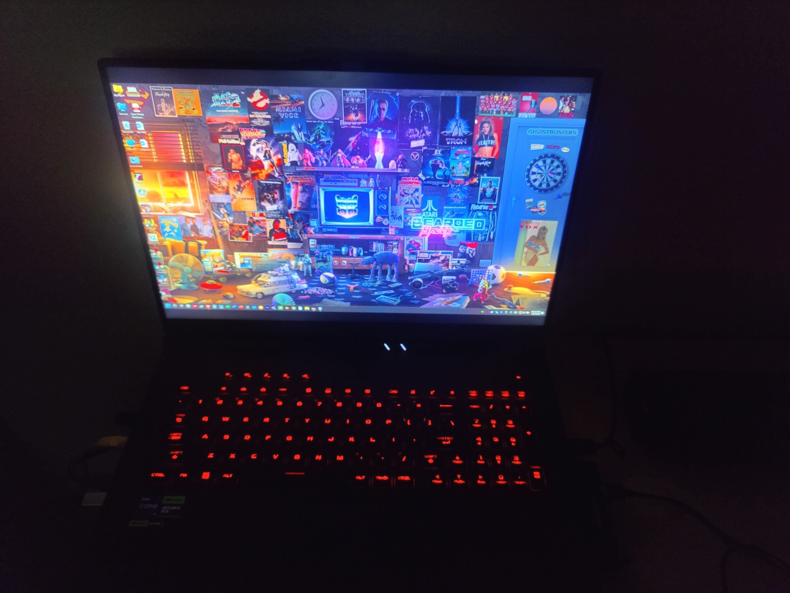 ASUS ROG Strix Scar G834JY-XS97 i9-13980HX RTX 4090 32GB 2TB SSD