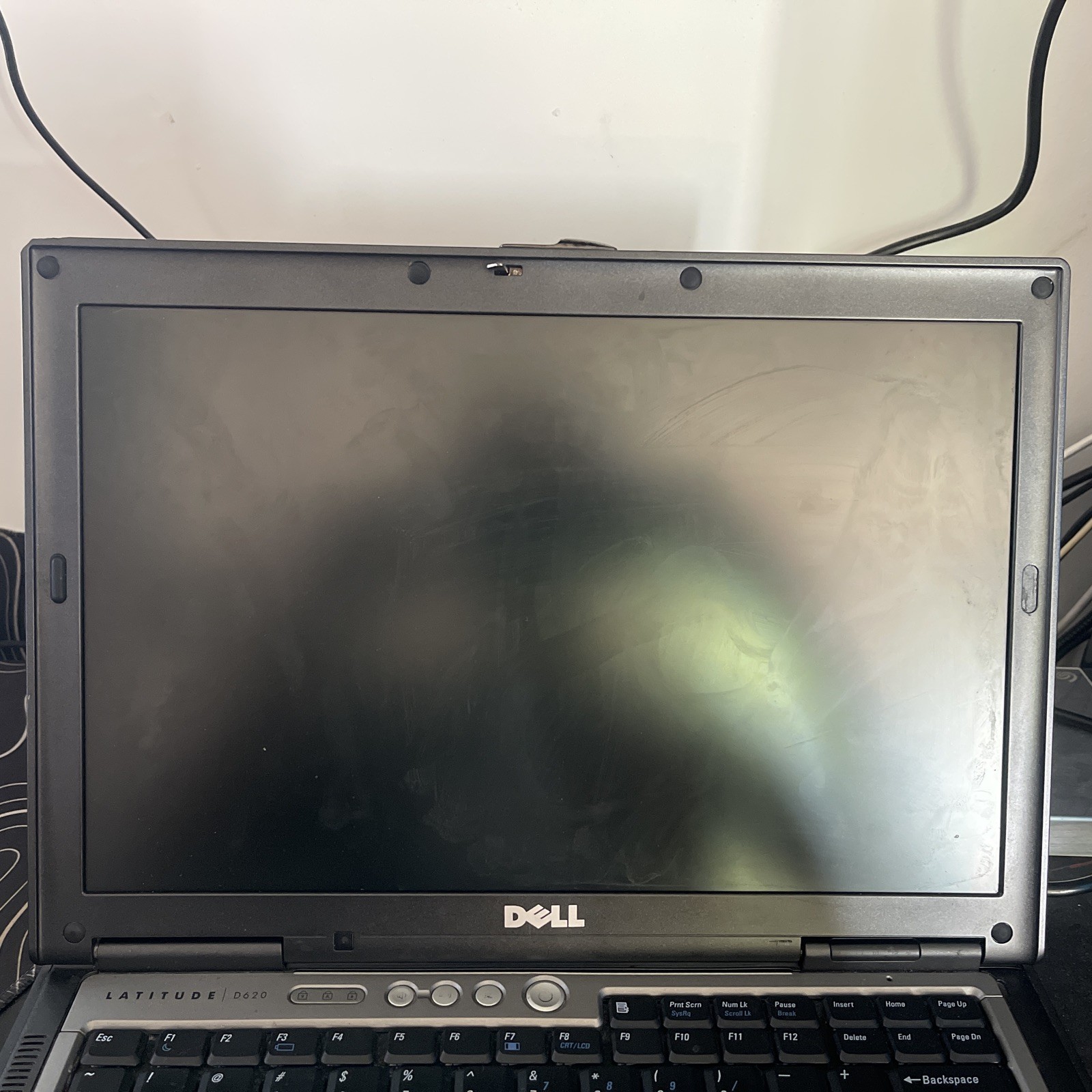 Dell Latitude D620 Laptop Vintage – Tested & Working (w/ Charger, PLEASE READ)