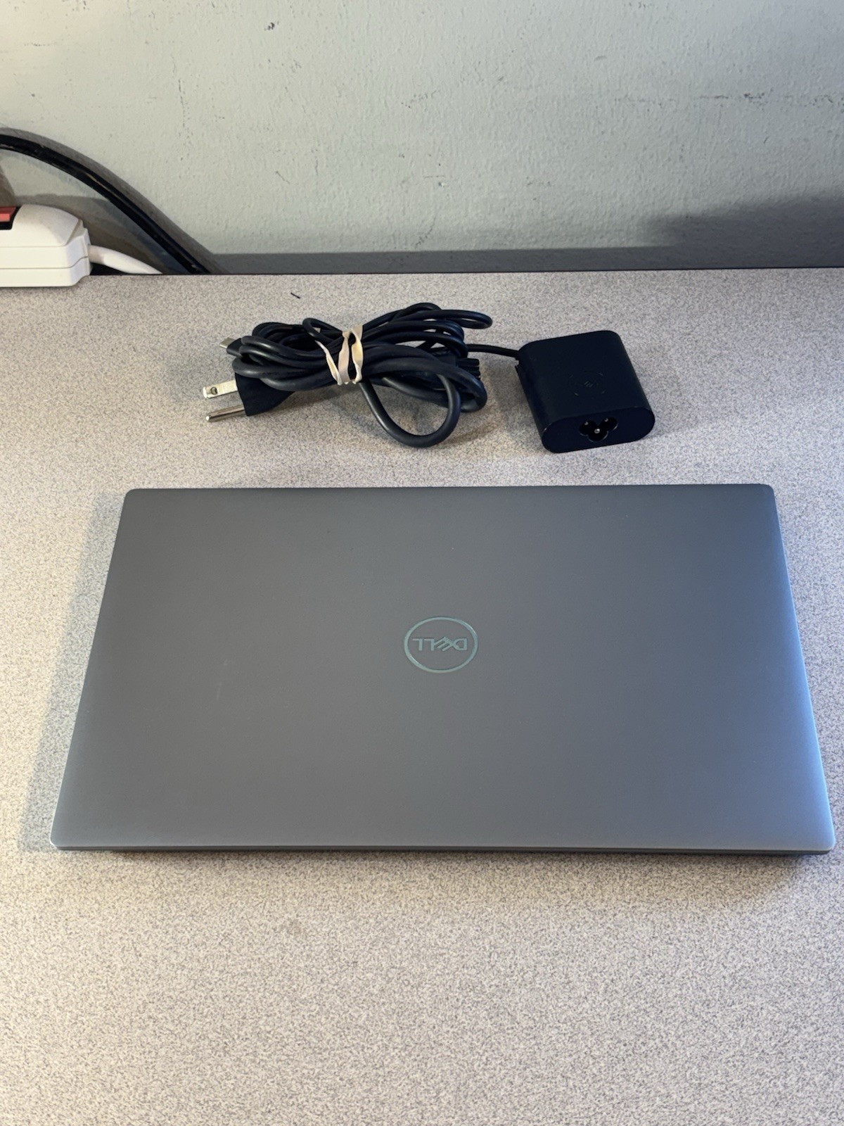 Dell XPS 13 9315 | i7-1250U | 32GB RAM | 1TB SSD | 13” | Windows 11 Home