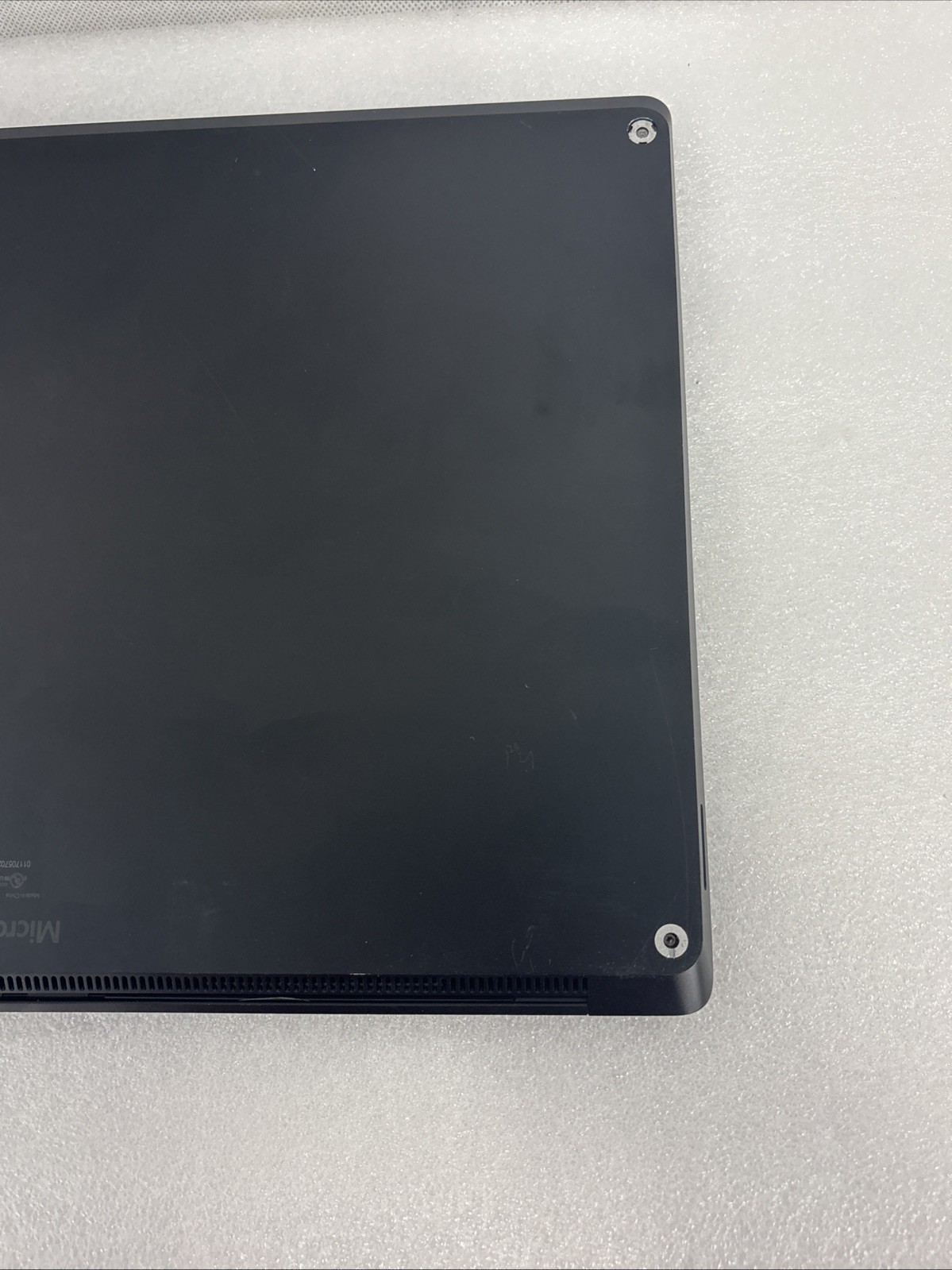 Microsoft Surface Laptop 3 15″ (128GB, Intel i5 10th Gen., 8GB Ram) – Black