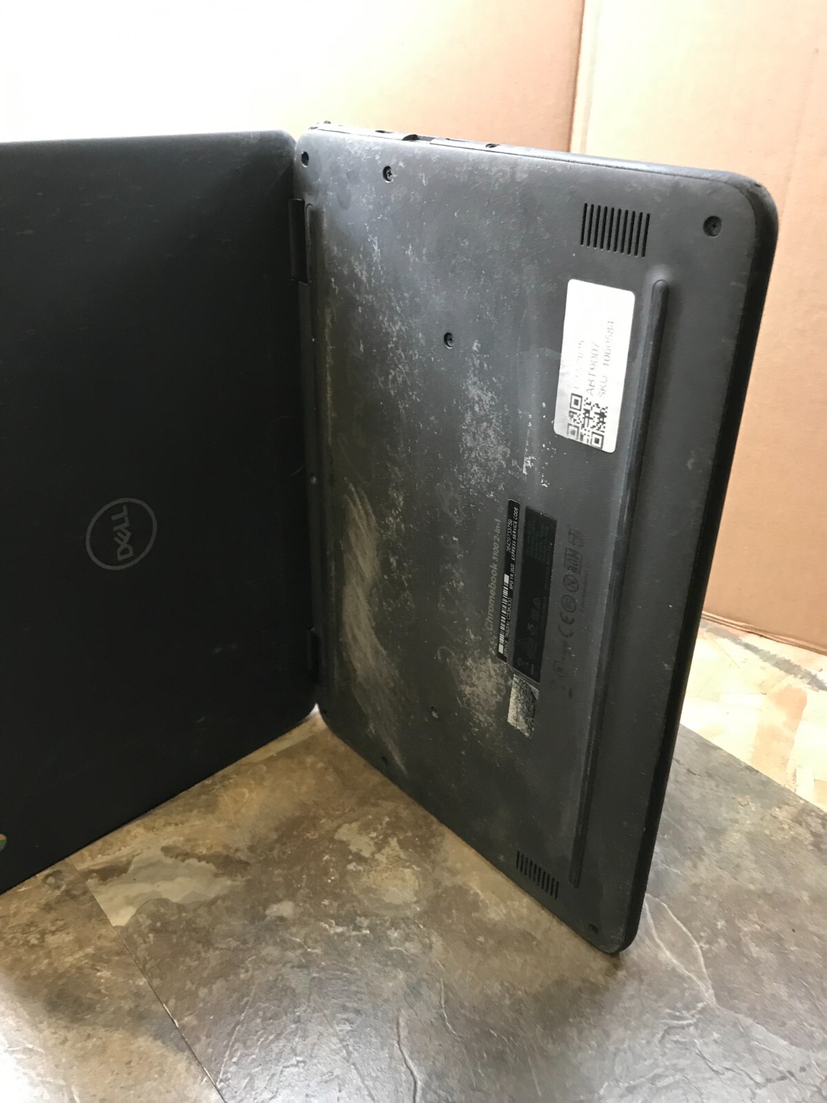 Dell Chromebook 3100 2in1 Touch Screen Intel Celeron 4GB RAM 32GB Touchscreen !!