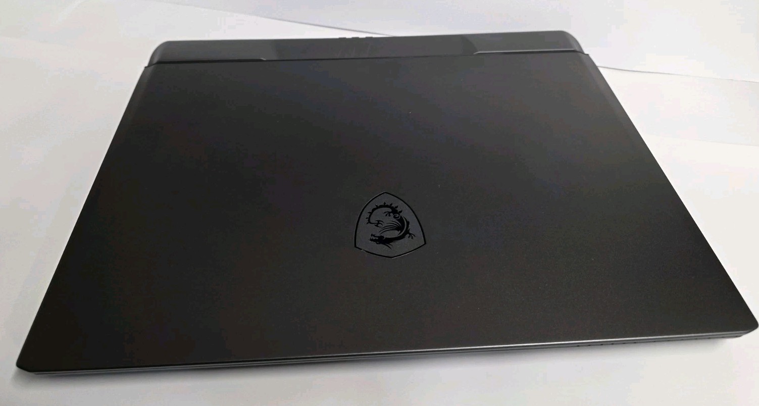 MSI Vector GP68HX 12V 16″ 144Hz FHD+ Gaming Laptop – RTX 4080 (New RAM & SSD)