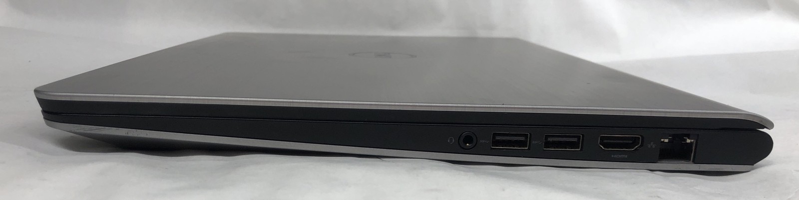 Dell Inspiron 15, AMD A8-7100 Radeon R5 @1.80GHz, 4GB RAM, 500GB HDD, Windows 10