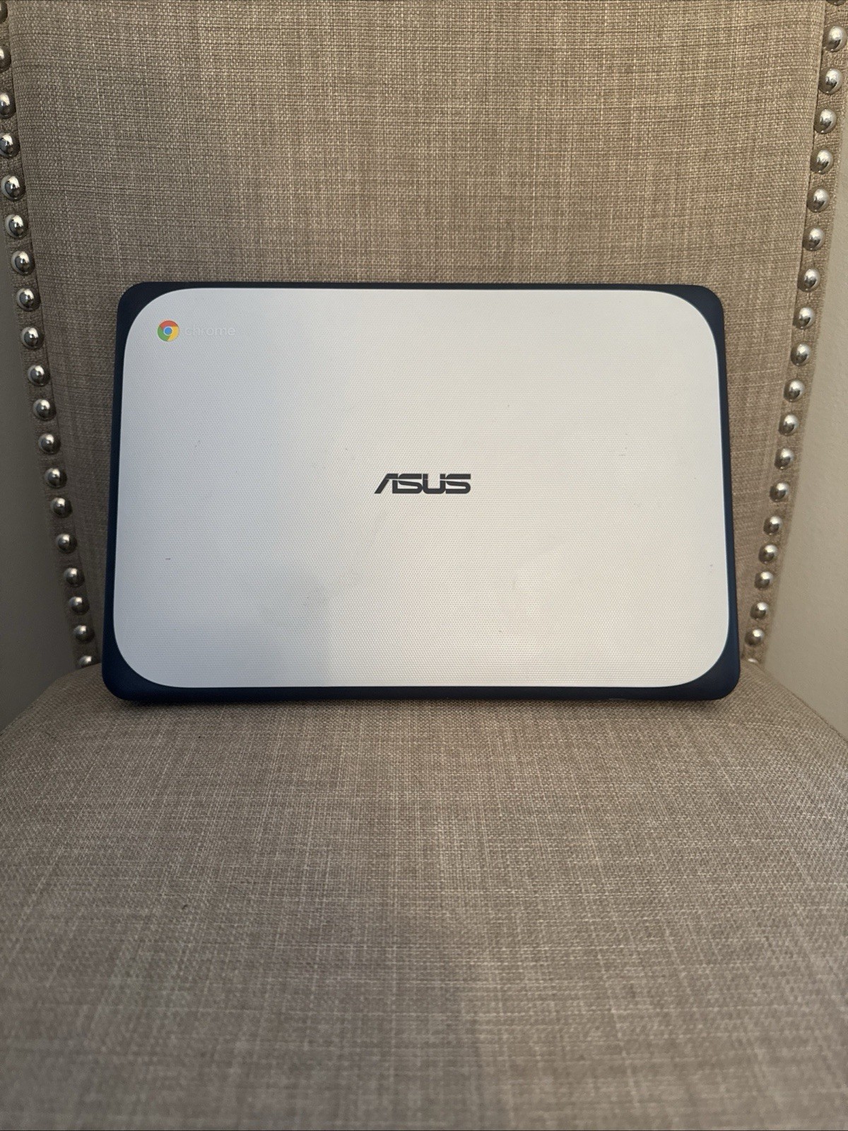 ASUS Chromebook C202SA-YS04 11.6″, Intel Celeron, 32GB eMMc, 4GB RAM, White/Blue