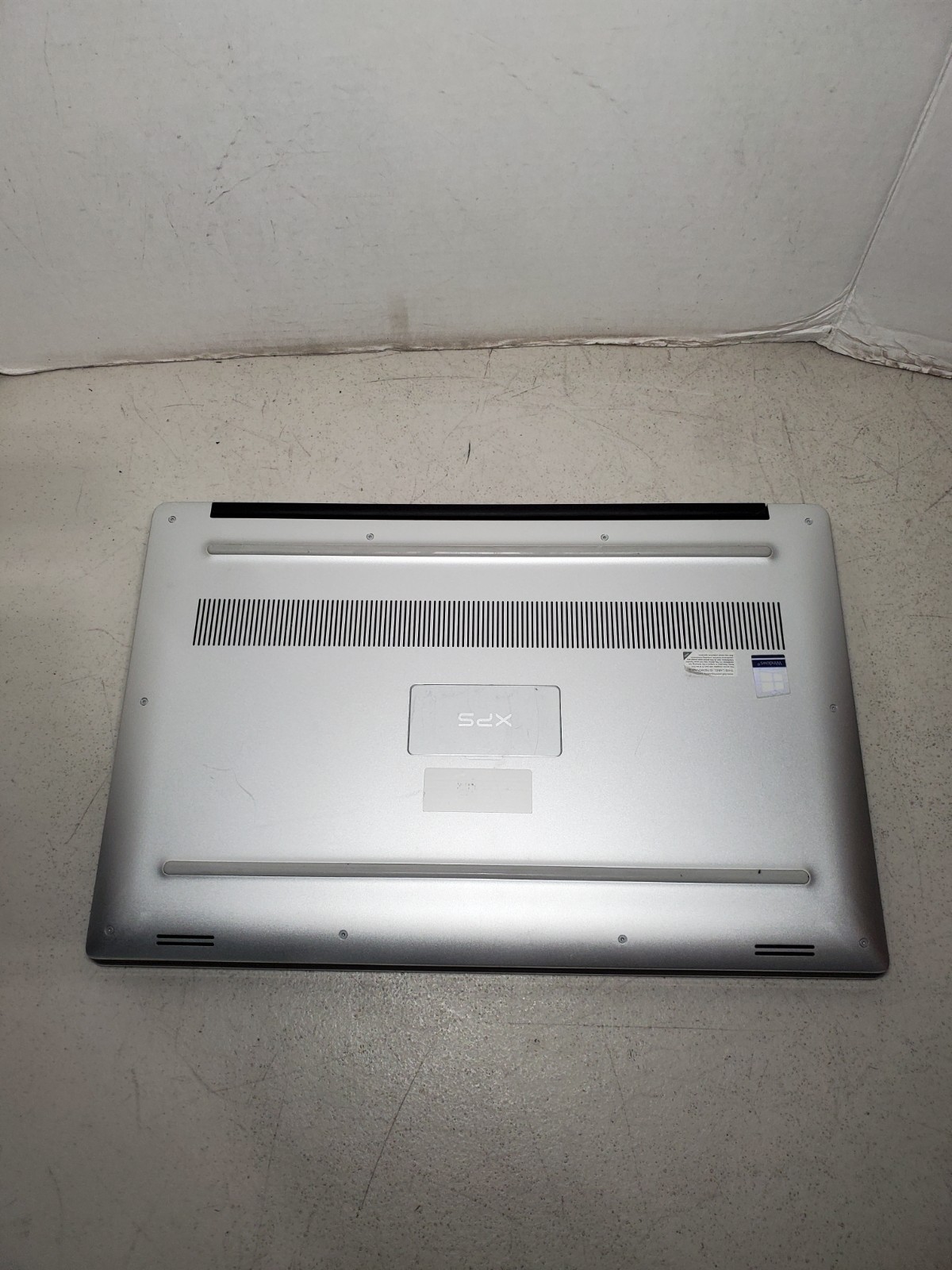 Dell XPS 15 7590 15.6″ i7-9750H 2.60GHz 16GB RAM 256GB SSD Win11 GTX 1650 #69