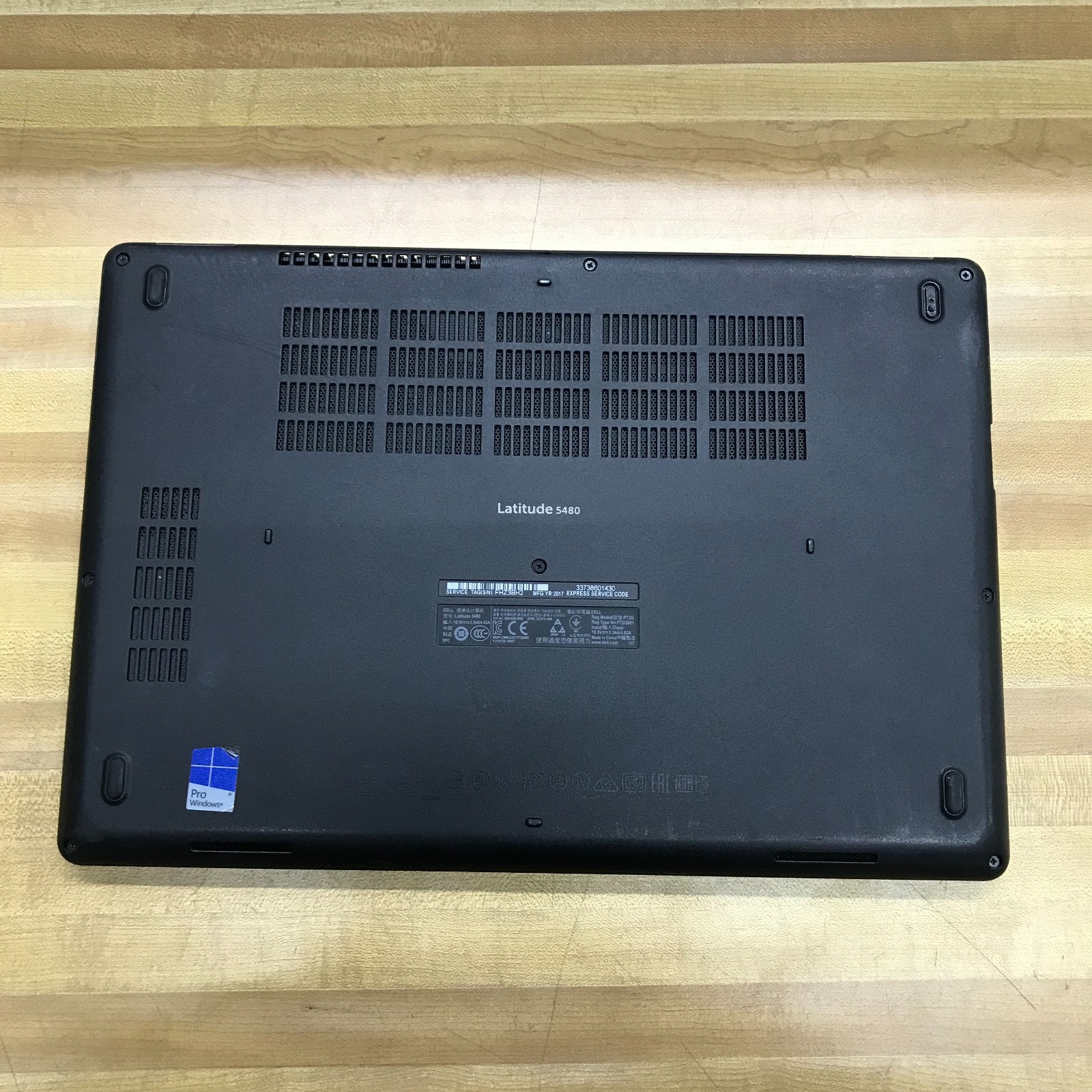 Dell Latitude 5480 14″ i5-6440HQ 2.60GHz 16GB RAM 256GB SSD (Windows 11 Pro)