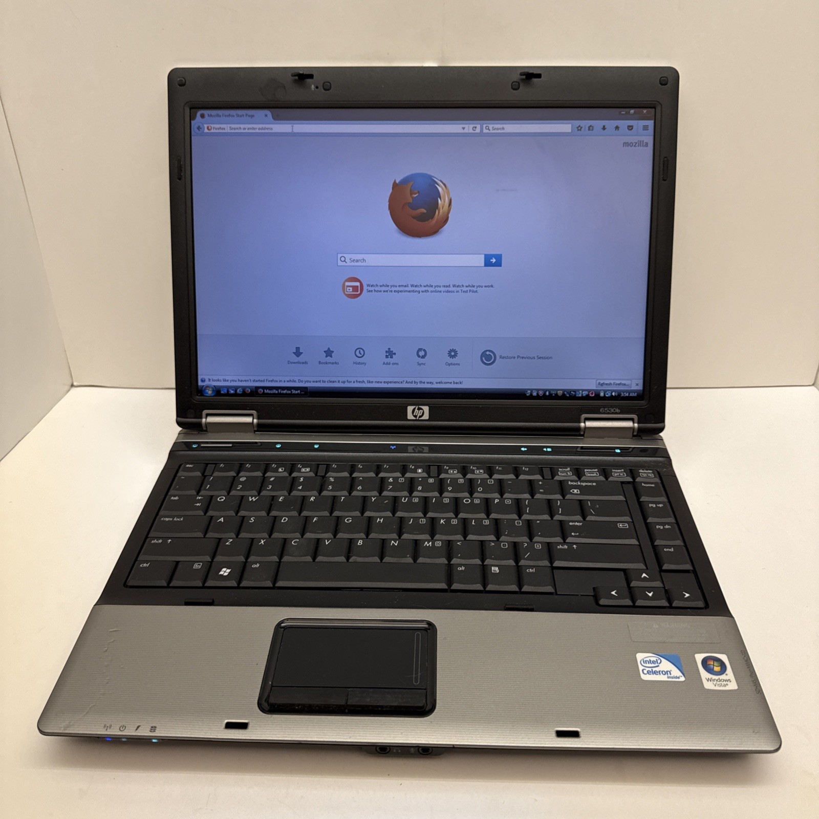 HP Compaq 6530b Intel Celeron CPU T1600 1.66GHZ 3GB RAM 150GB HDD Windows Vista