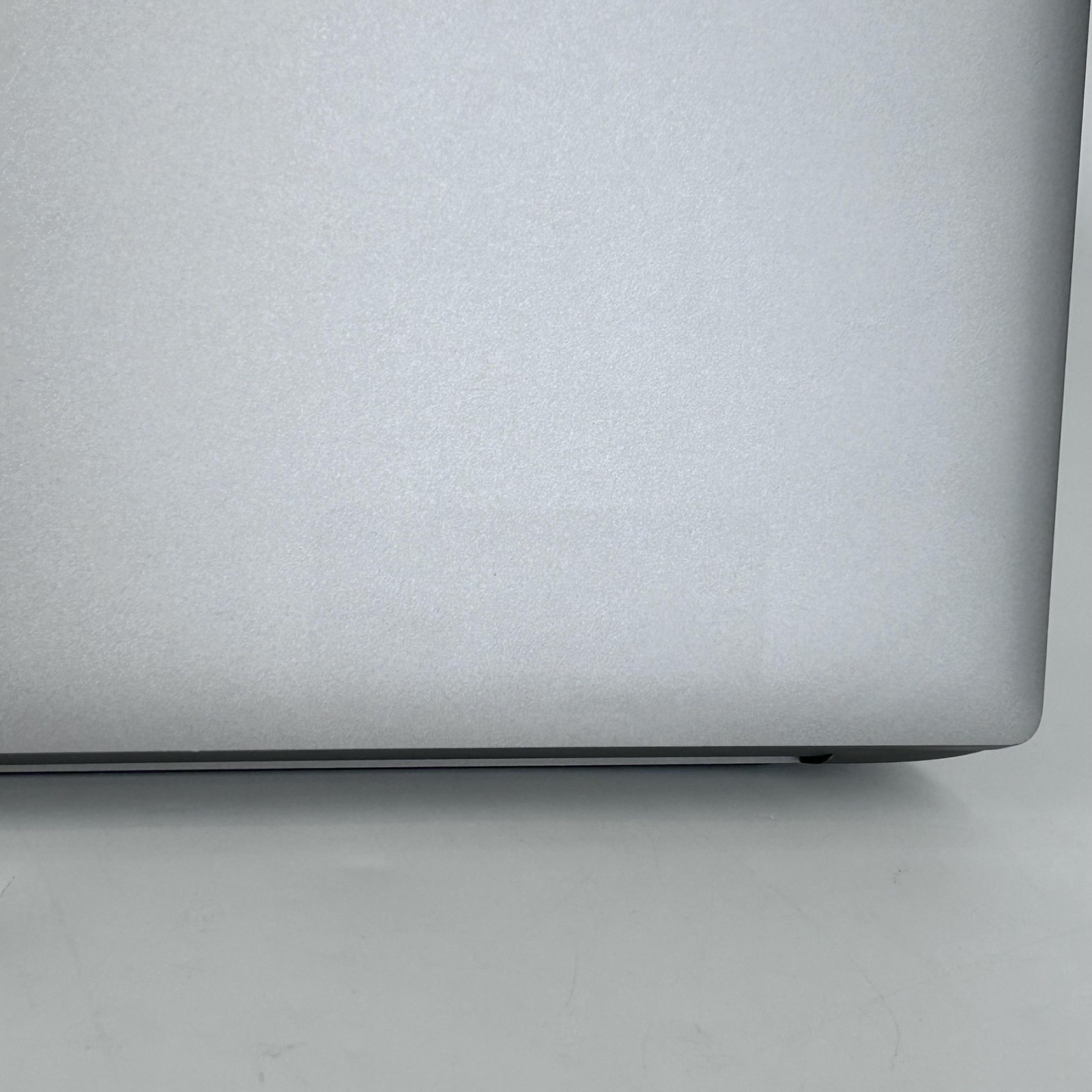 Dell Precision 5680 16 Gray FHD+ 2.6 GHz i9-13900H 64GB 1TB SSD RTX 4000 Ada