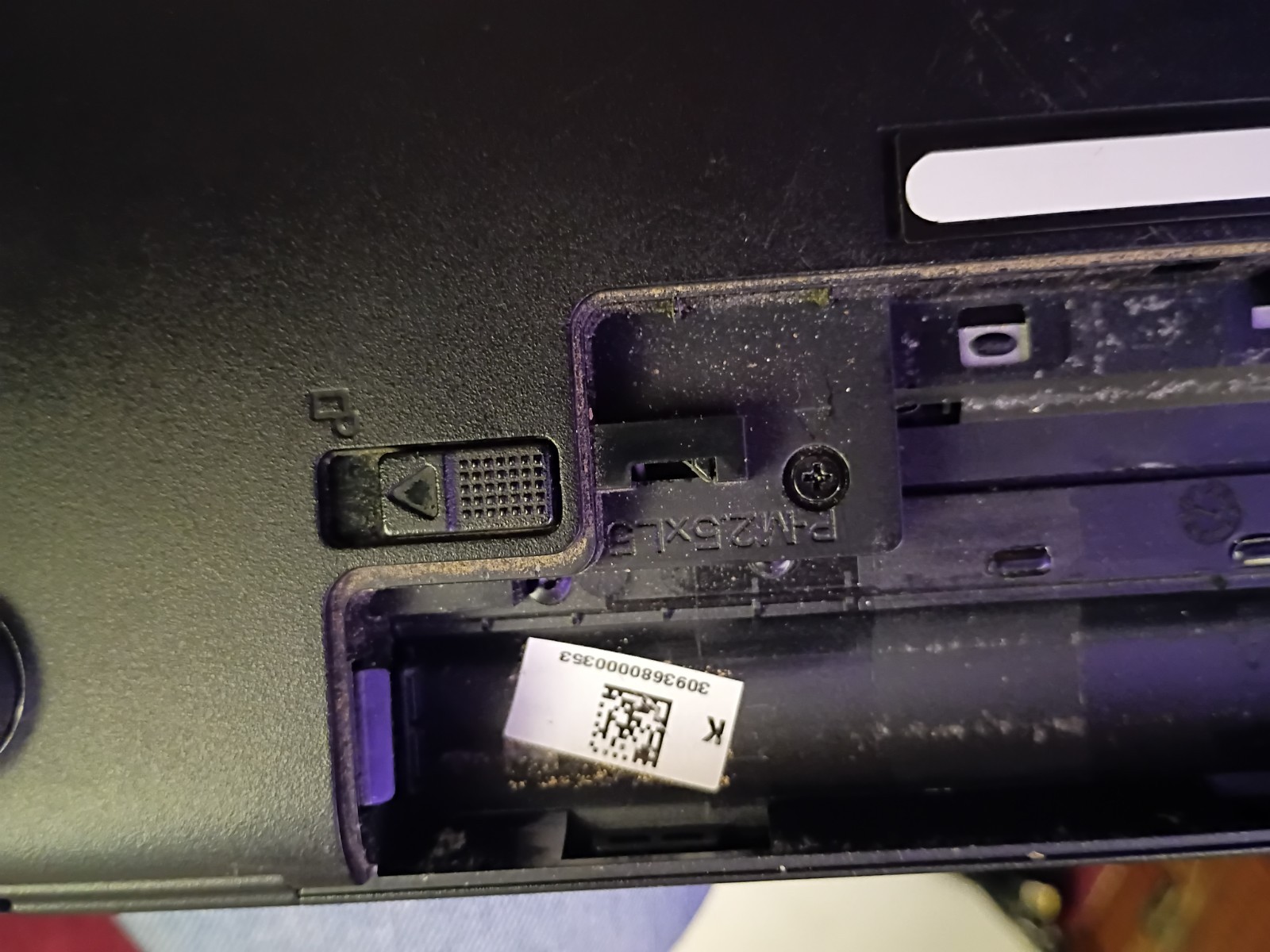 Dell Inspiron 17 Laptop (PB1028195) 3793