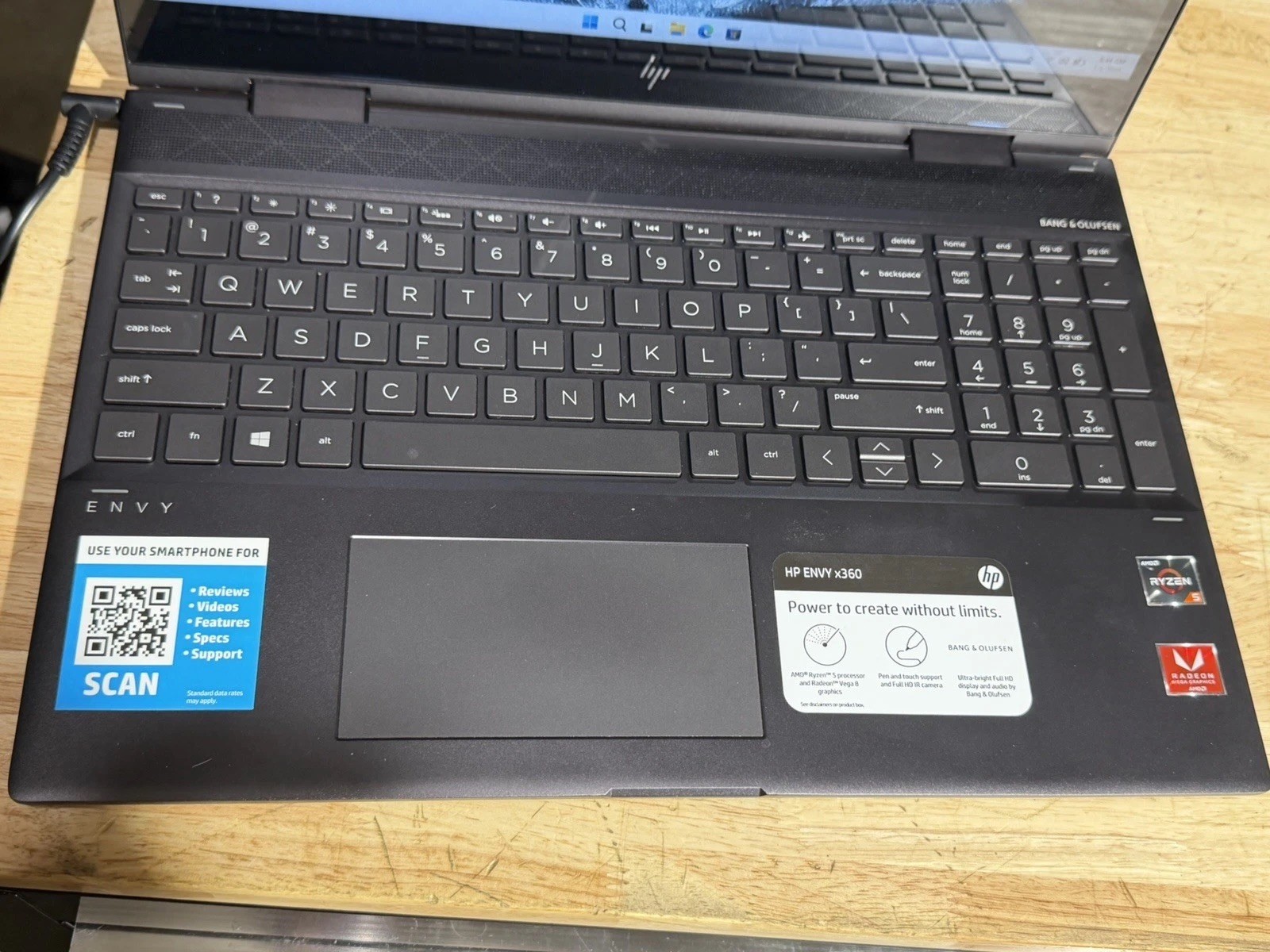 HP Envy x360 15.6” Touchscreen Ryzen 5 2500U 16GB RAM 512GB SSD New Battery
