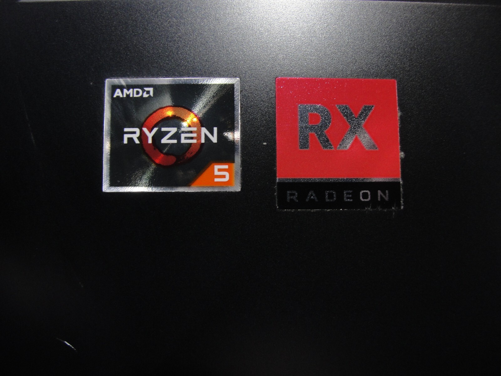 Acer Nitro 5 AN515-42-R5ED 15.6” AMD Ryzen 5 2500U 2GHz 8GB HDD Reset 1TB