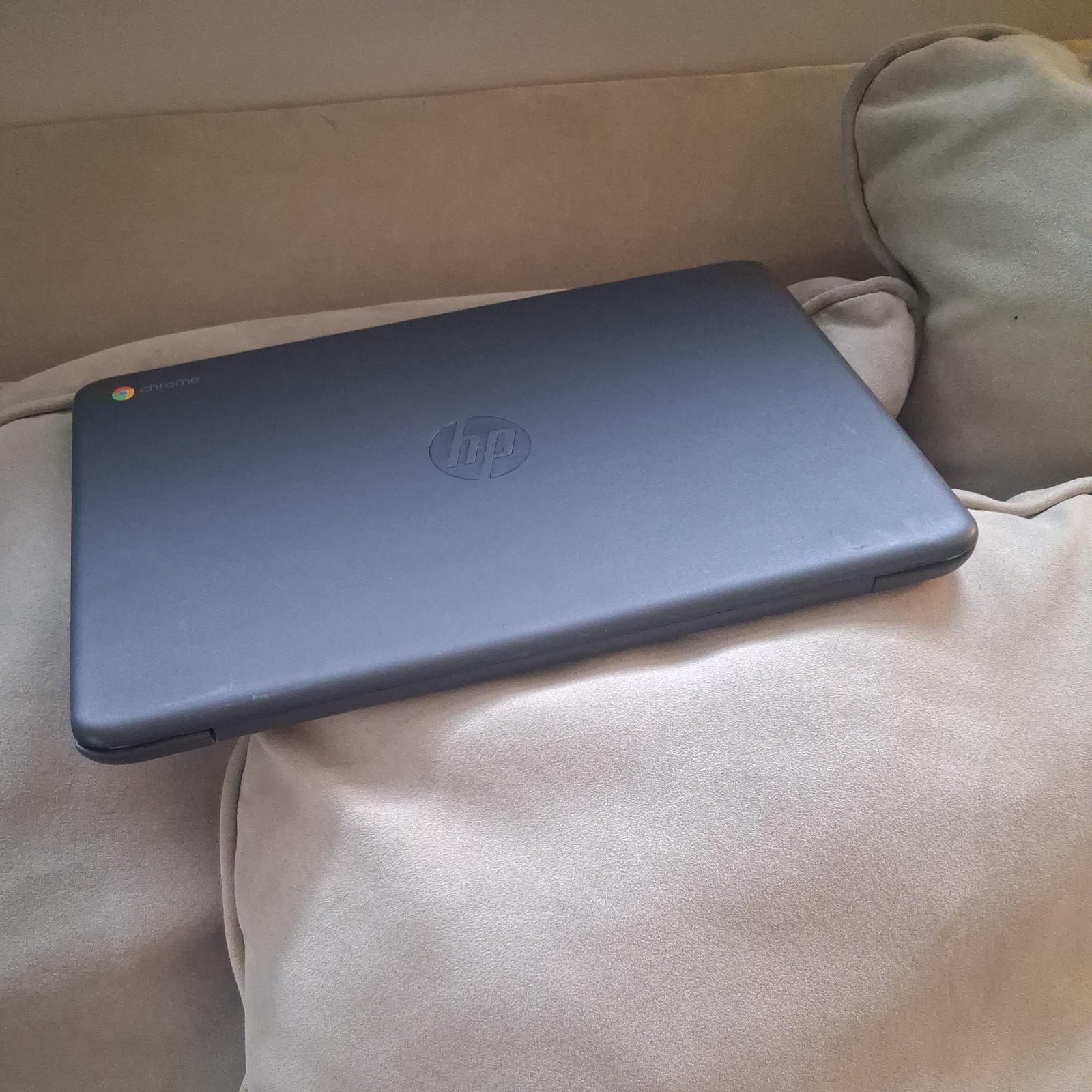 HP Chromebook 14-db0020nr, AMD A4-9120C, Radeon R4, 4GB RAM, 32GB EMMC, Used