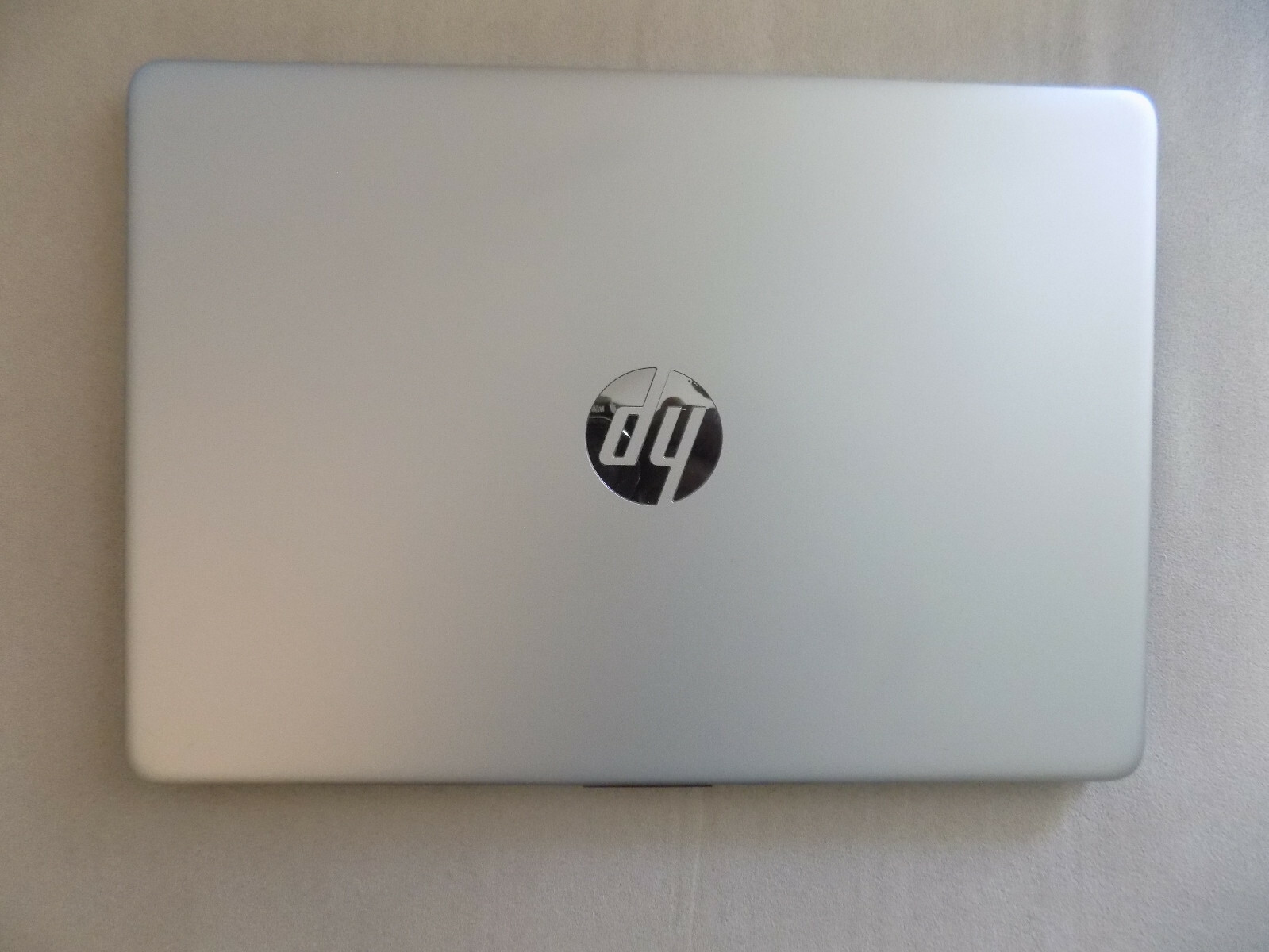HP 14-dq1033cl i3 tenth gen, 8GB RAM 128GB SSD, (Nice!)
