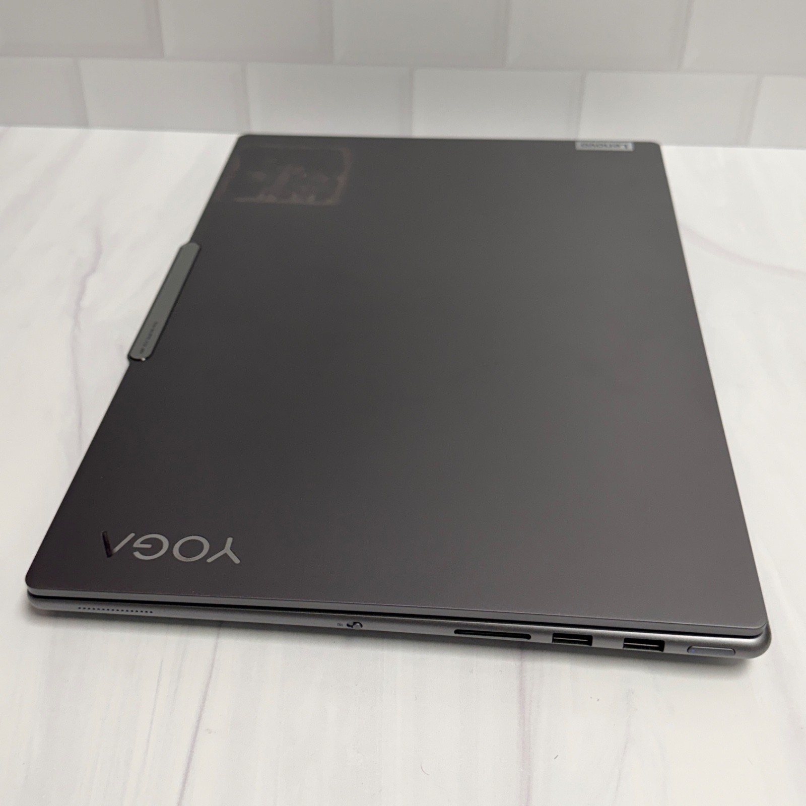 Lenovo Yoga Pro 9 Core Ultra 9 32 GB RAM 1 TB HD NVIDIA GeForce RTX 4050 #H419