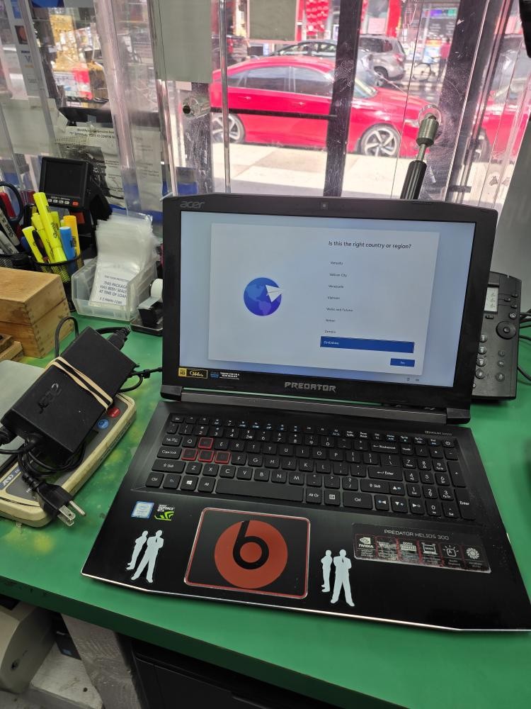 ACER PREDATOR HELIOS 300 N17C1 (E13007101)