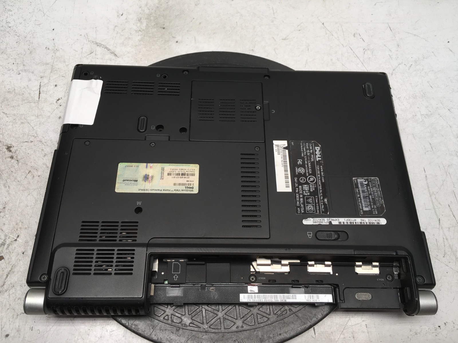 Dell XPS M1330 Intel Core 2 Duo 06FD 1.66GHz 1 GB NO HDD