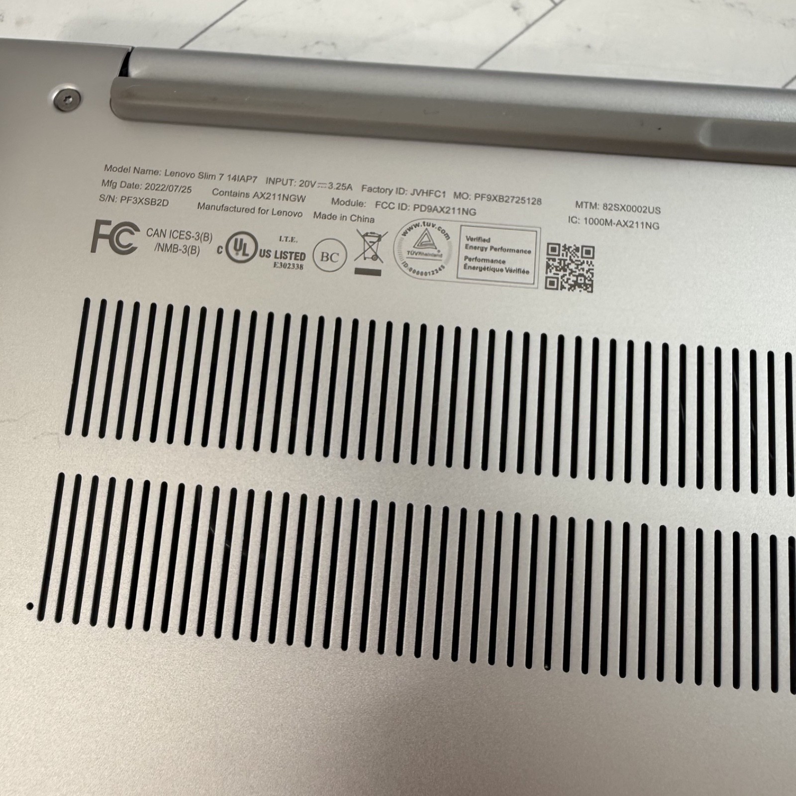 Lenovo Slim 7i 14IAP7 1 TB 16 GB Intel Core i7 2.1GHz Intel Xe Graphics #H456