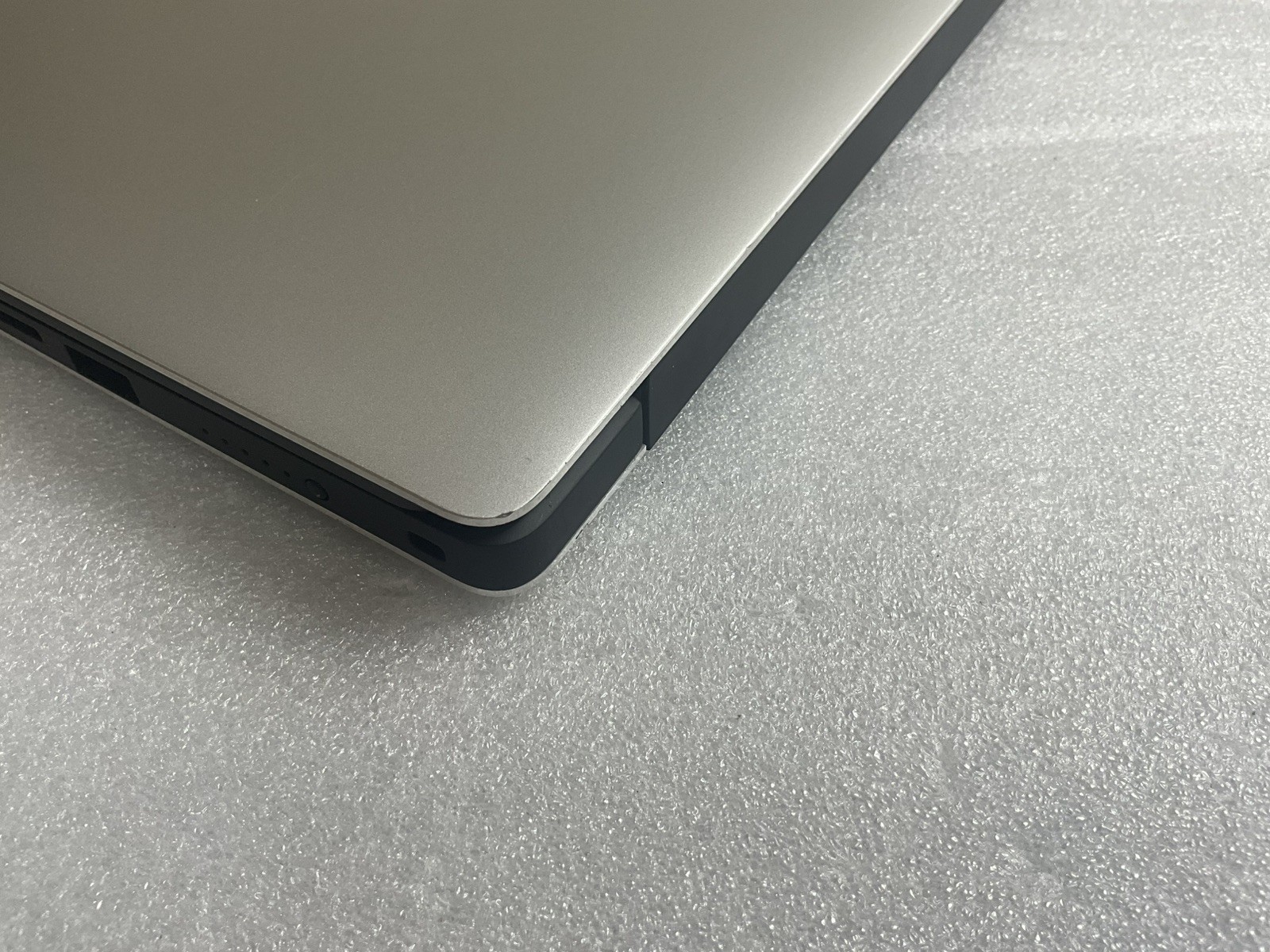 Dell XPS 15 9570 /TOUCH /i7-8750H CPU/16GB RAM/512GB SSD/GTX 1050TI/W11Home