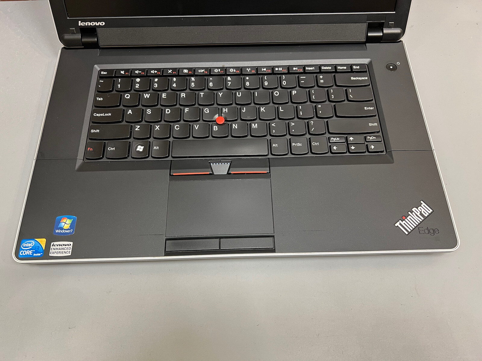 LENOVO THINKPAD EDGE 15 15.6″ Intel Core i3 M390 2.66GH 6GB RAM 500GB HDD WEBCAM