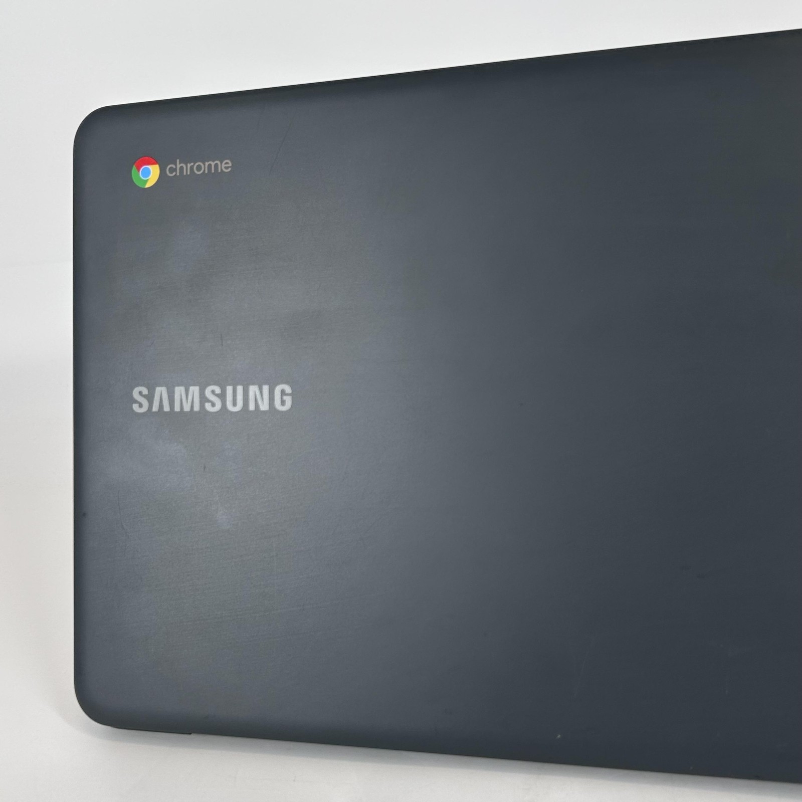 Samsung Chromebook 3 XE500C13 11.6 HD 1.6 GHz Celeron 4GB 16GB eMMC No Battery