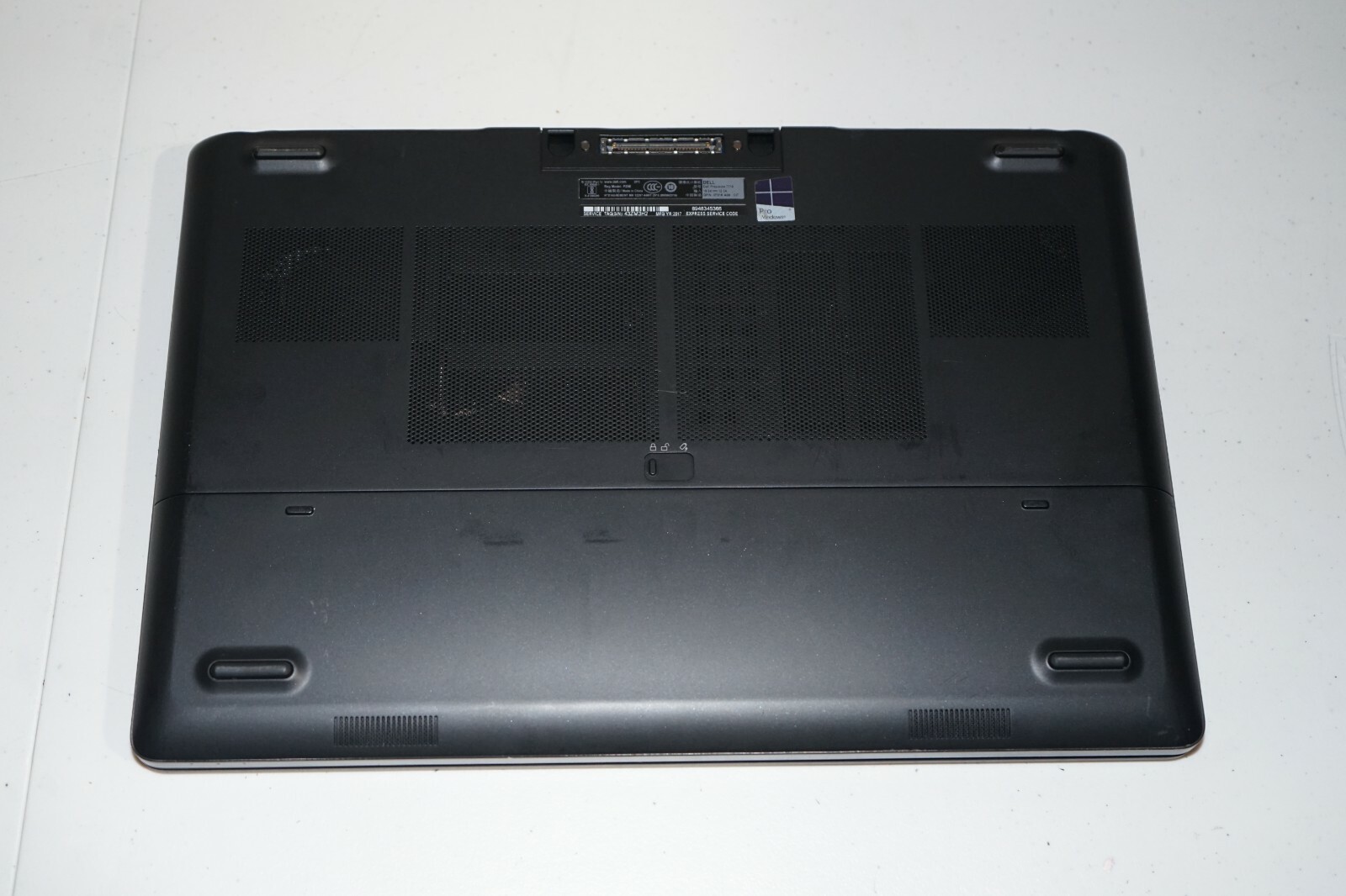 ^ Dell Precision 7710 Intel Core i7-6820HQ @2.70GHz 8GB Ram No HD “READ” #C1180