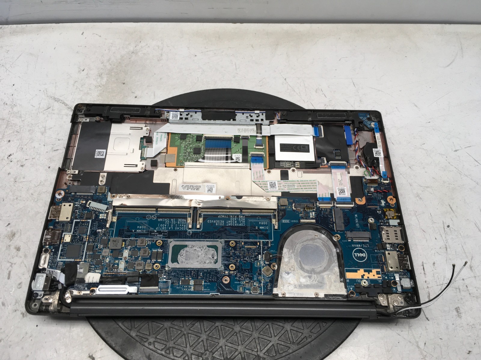 Dell Latitude Intel i5 8th Gen No RAM NO HDD