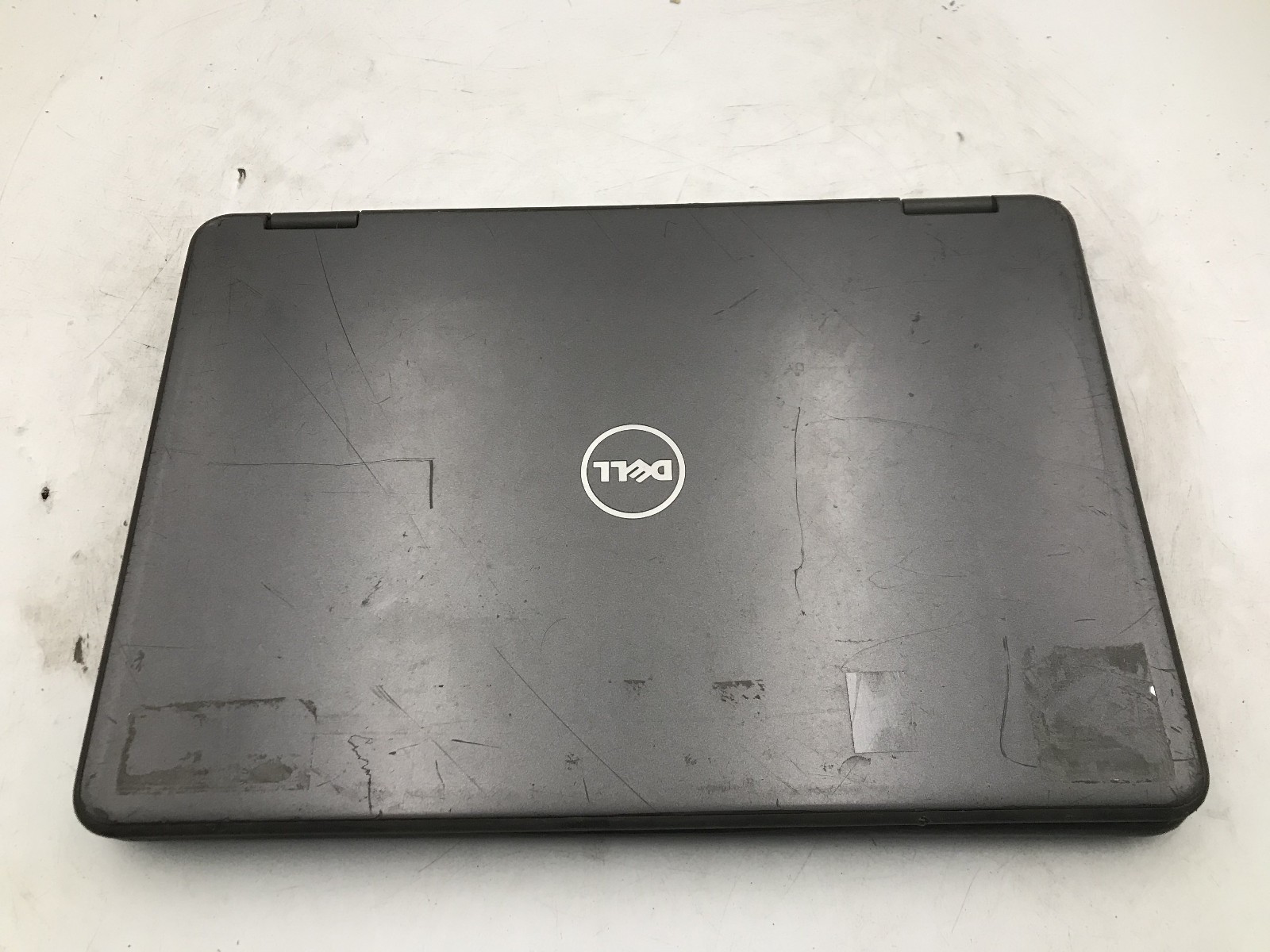 DELL LATITUDE 3189 – BOOTS TO BIOS – INTEL PENTIUM N4200 – 4GB RAM -READ DESC-BB