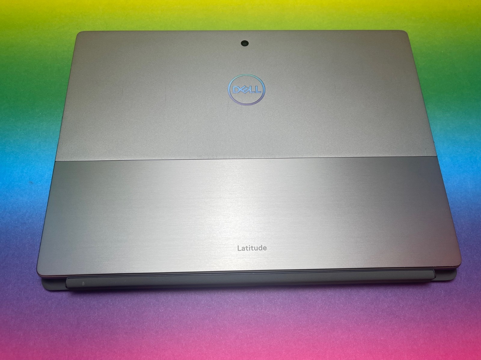 Dell Latitude 7320 2-in-1 LTE eSIM i5-1140G7 8GB 256GB 13″ De Win11Pro FID ST