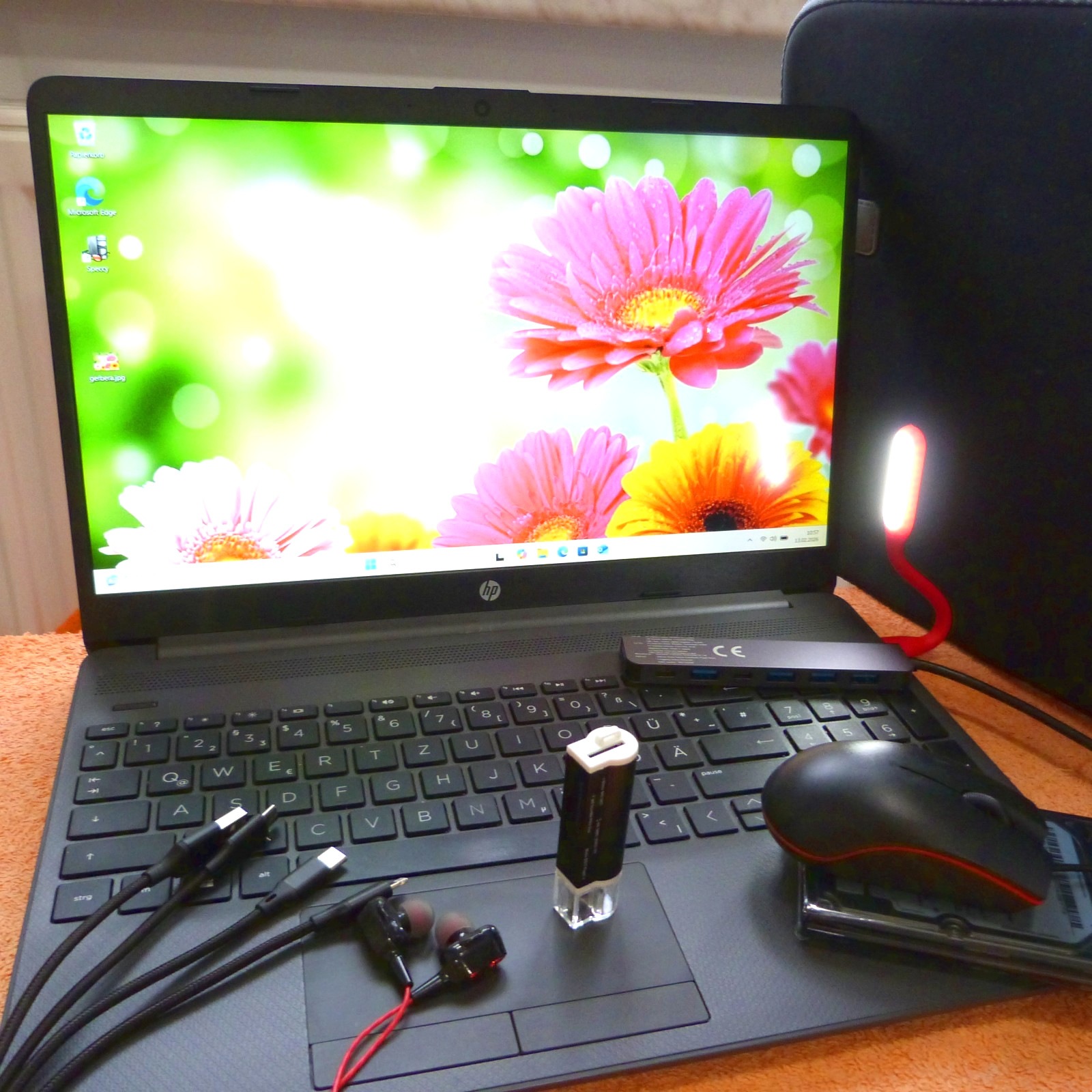 HP 255 G8 ULTRABOOK 15″ FULLHD l RYZEN 5 HEXA l SSD HDD Windows 11 HDMI USBC